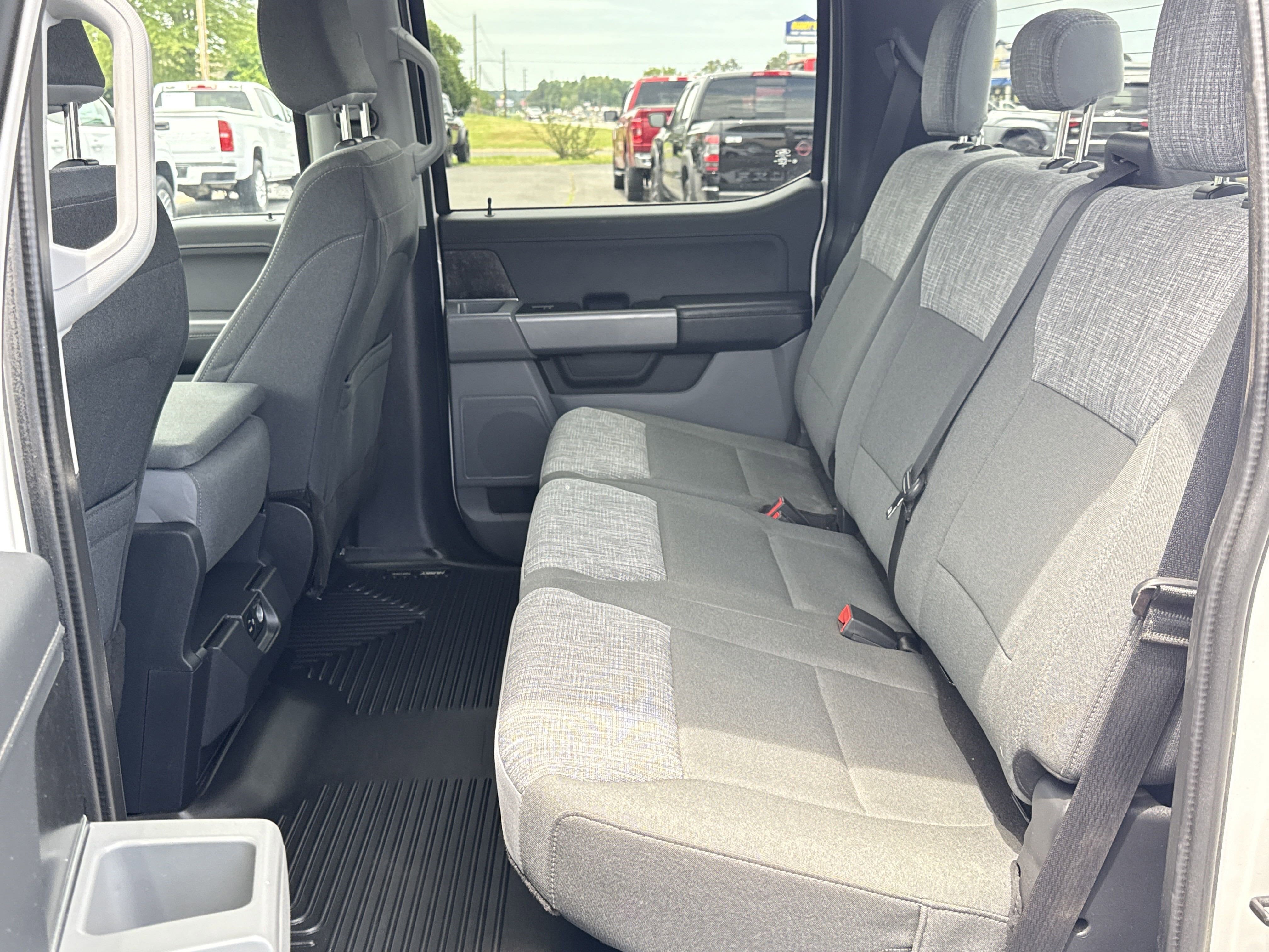 2023 Ford F-150 Base