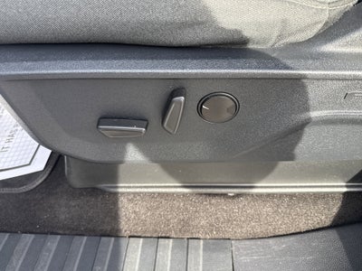 2022 Ford F-150 Base