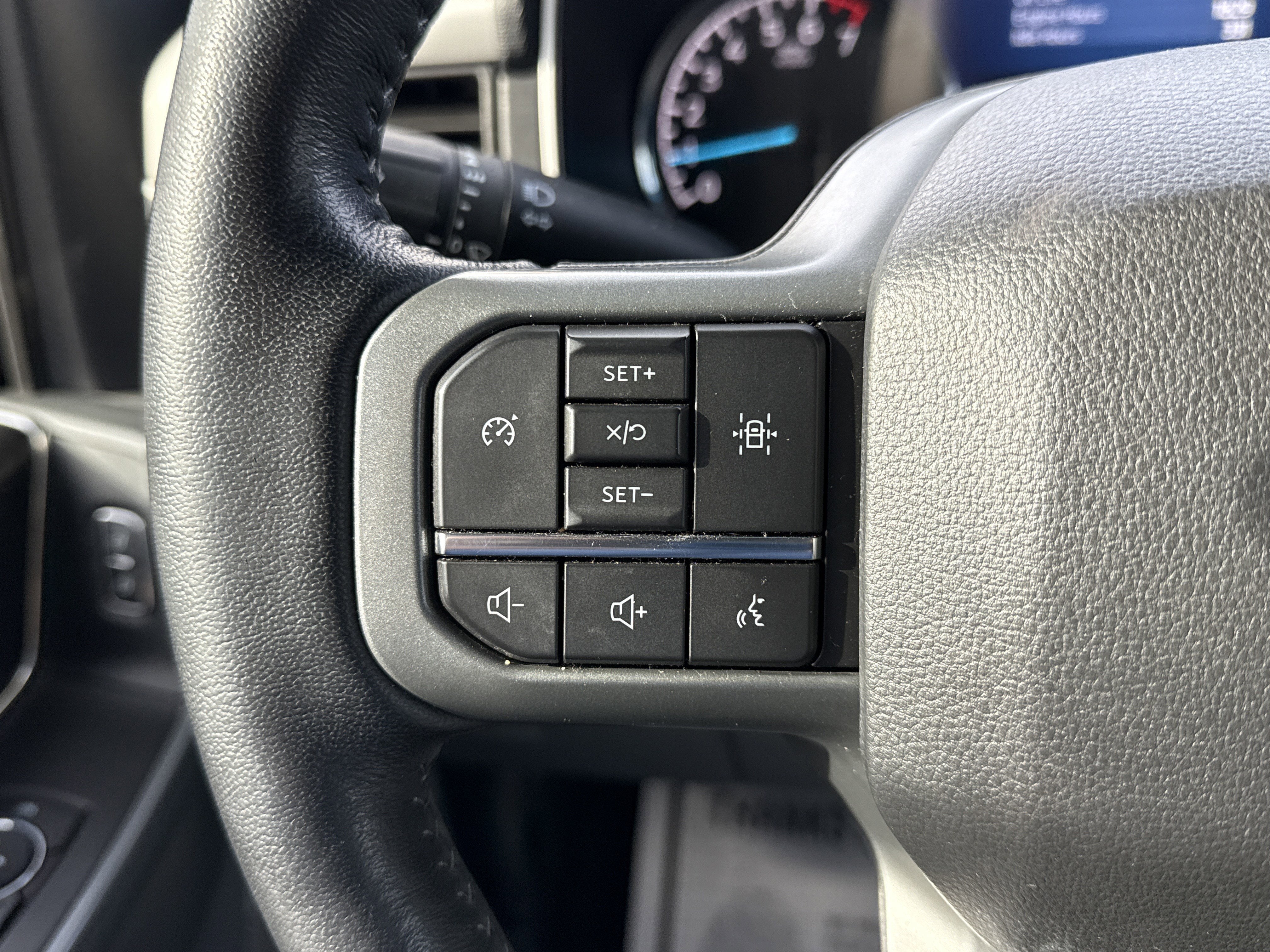 2022 Ford F-150 Base