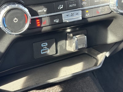 2022 Ford F-150 Base