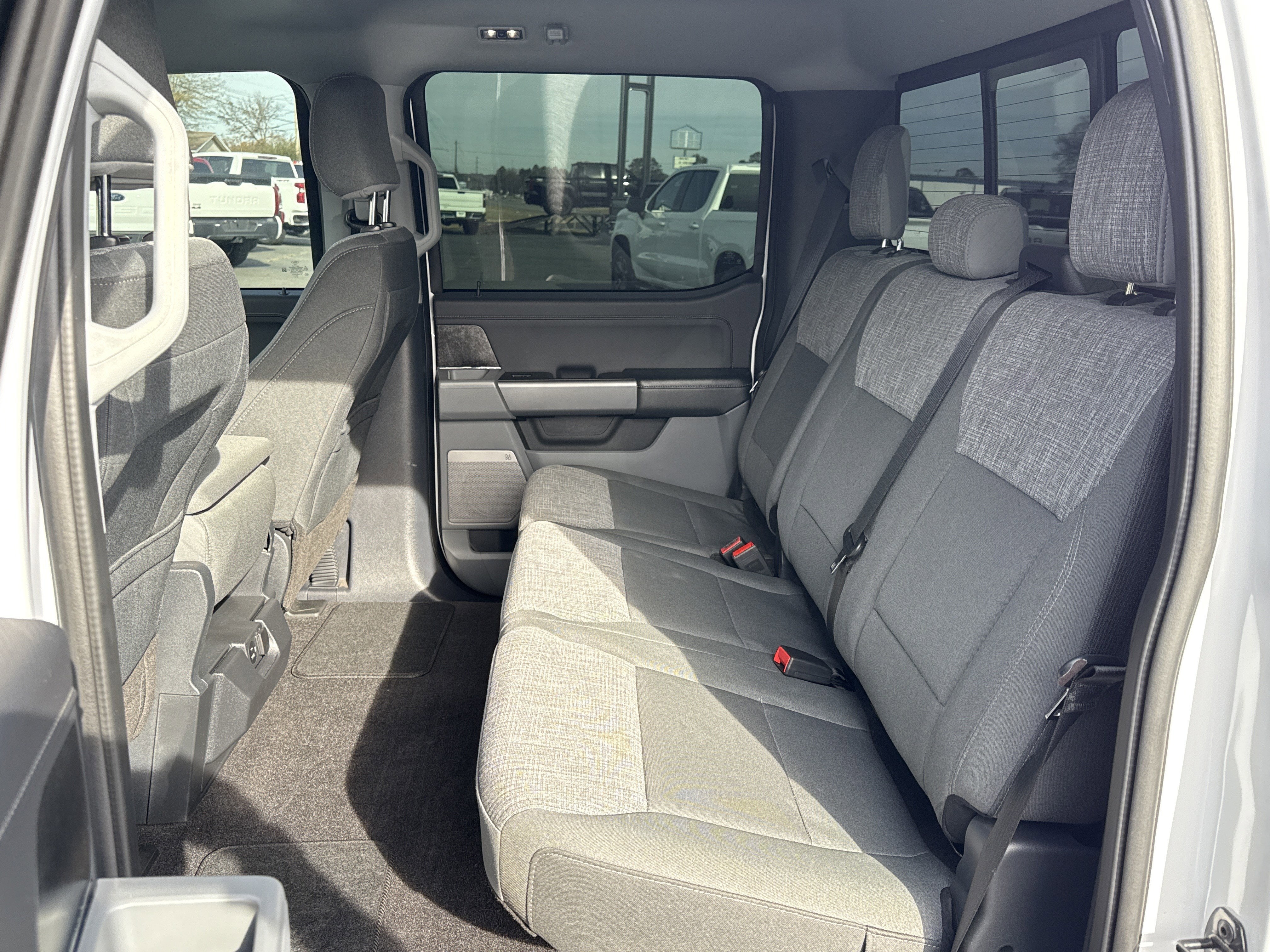 2022 Ford F-150 Base