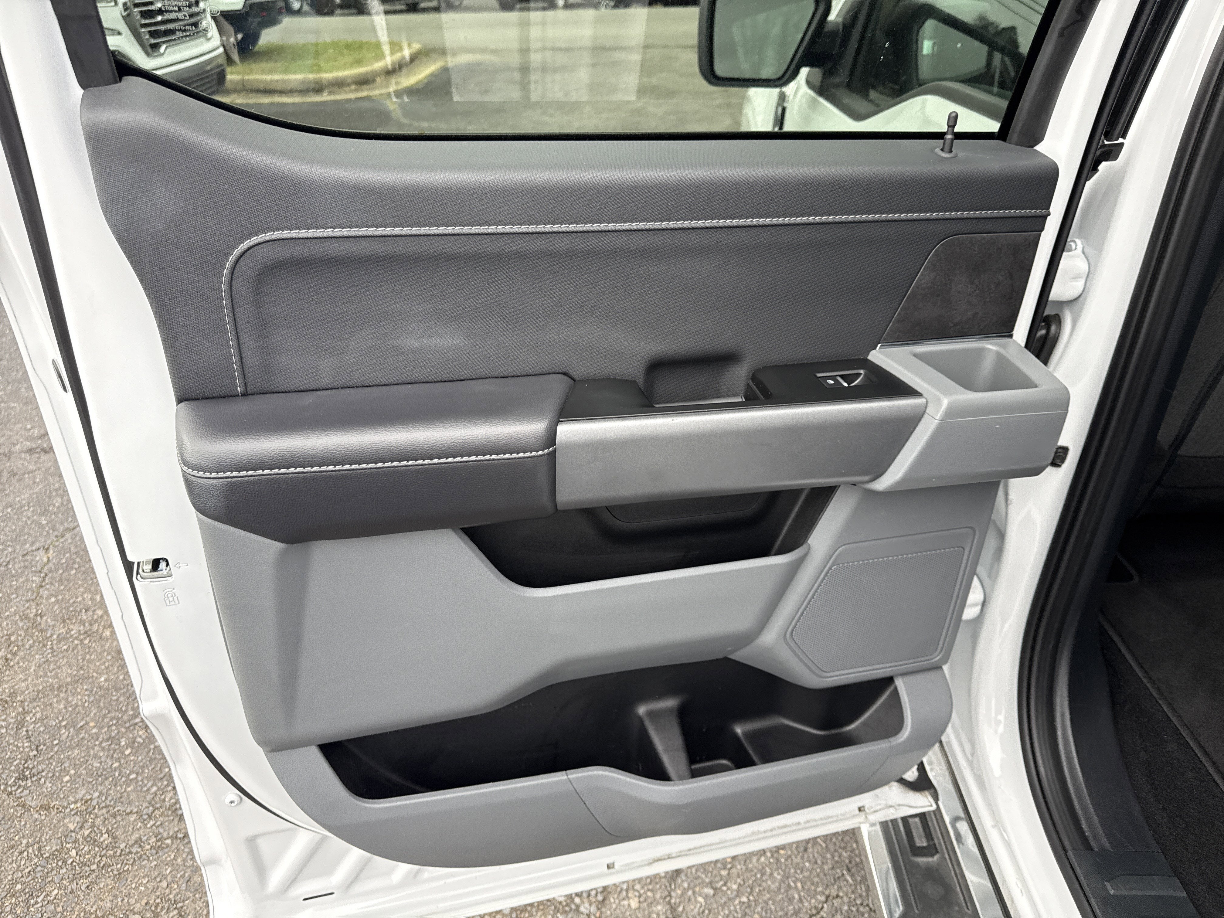 2025 Ford F-150 Base