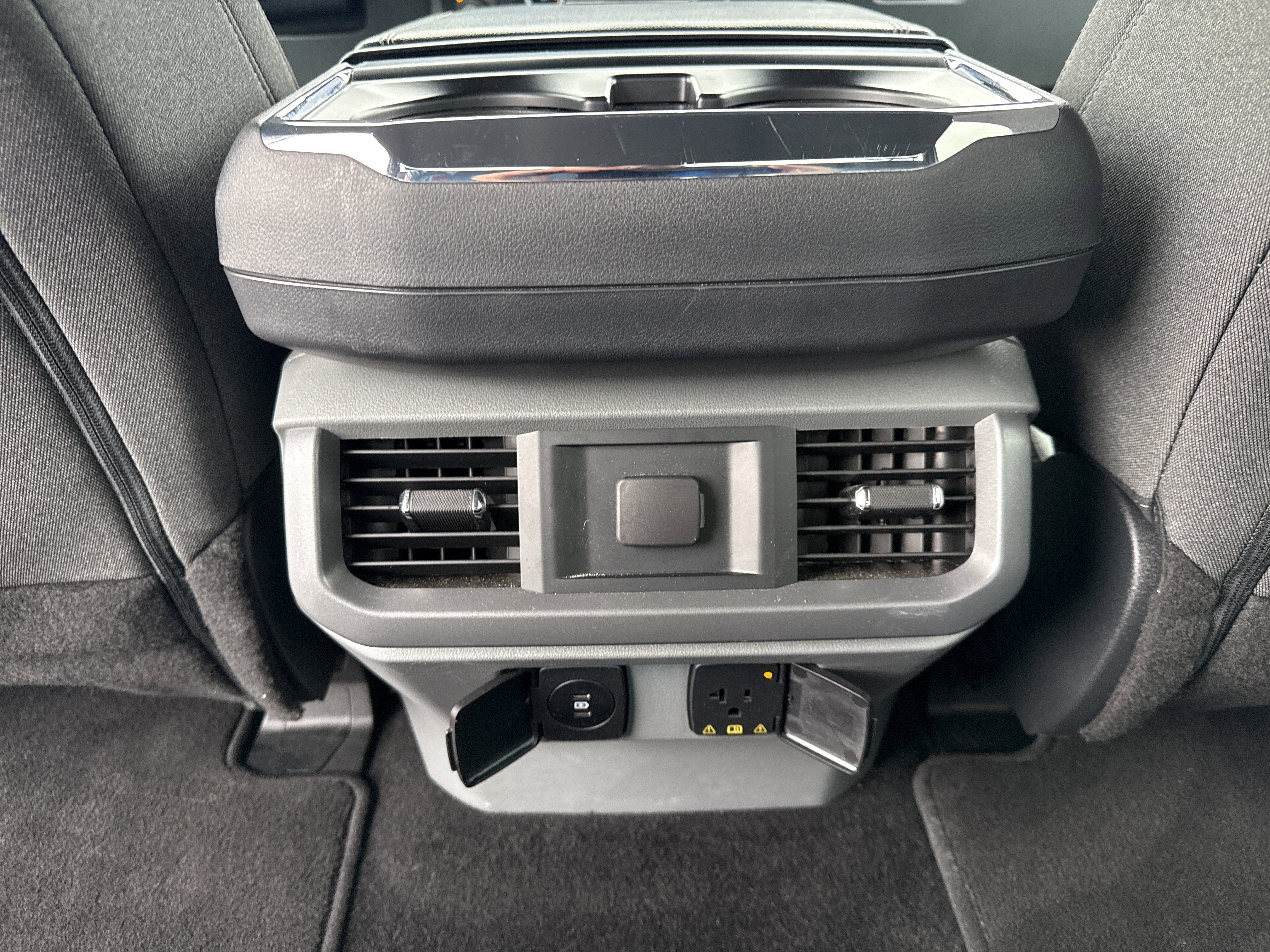 2025 Ford F-150 Base