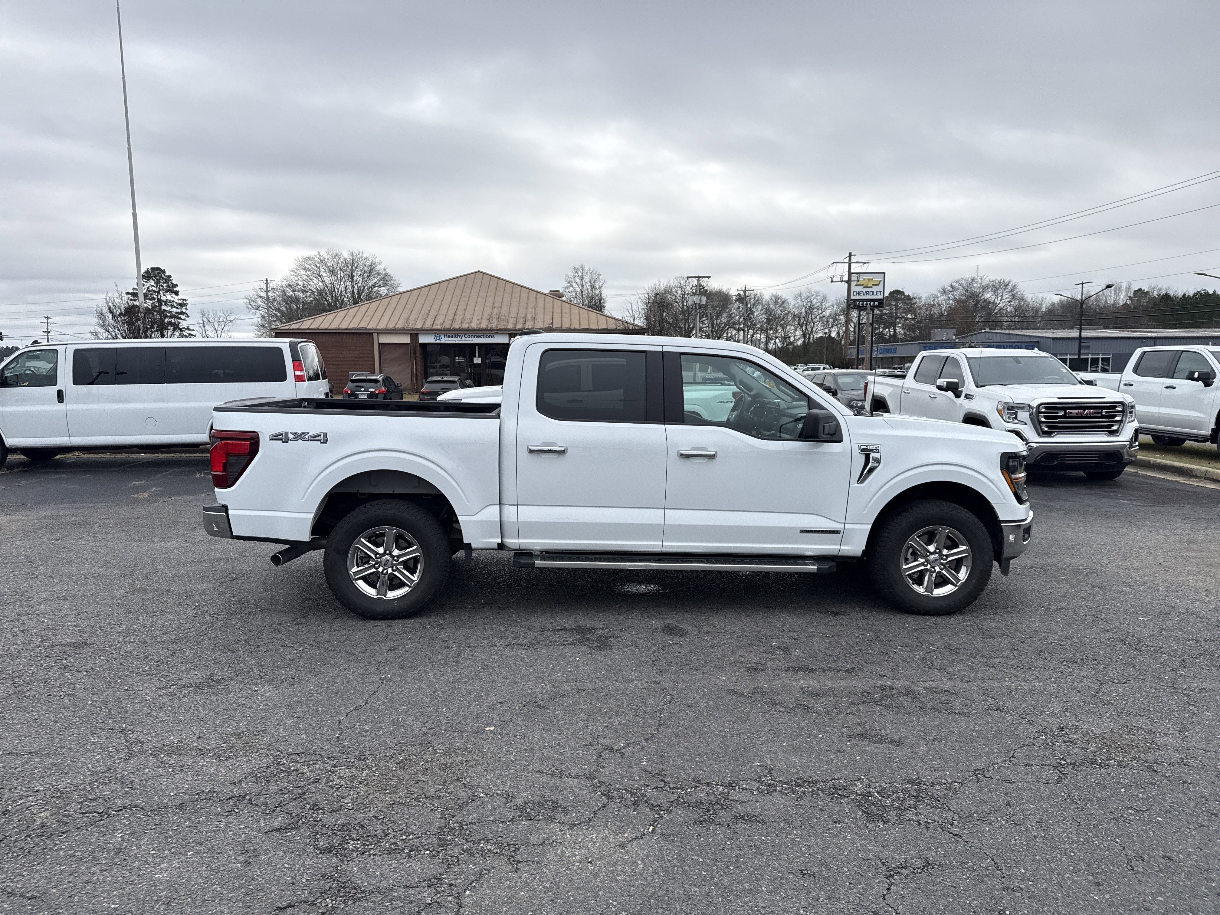 2025 Ford F-150 Base