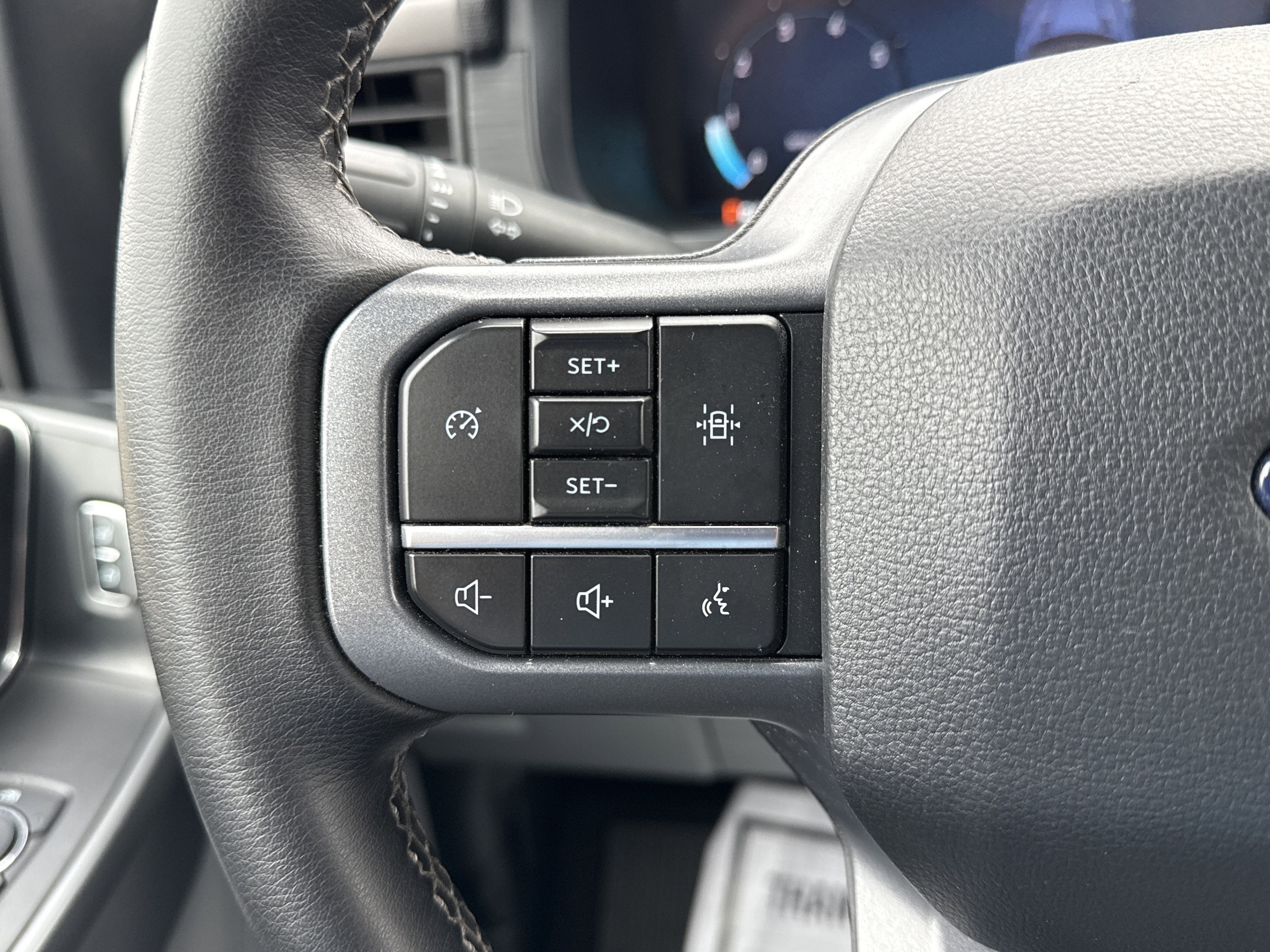 2025 Ford F-150 Base