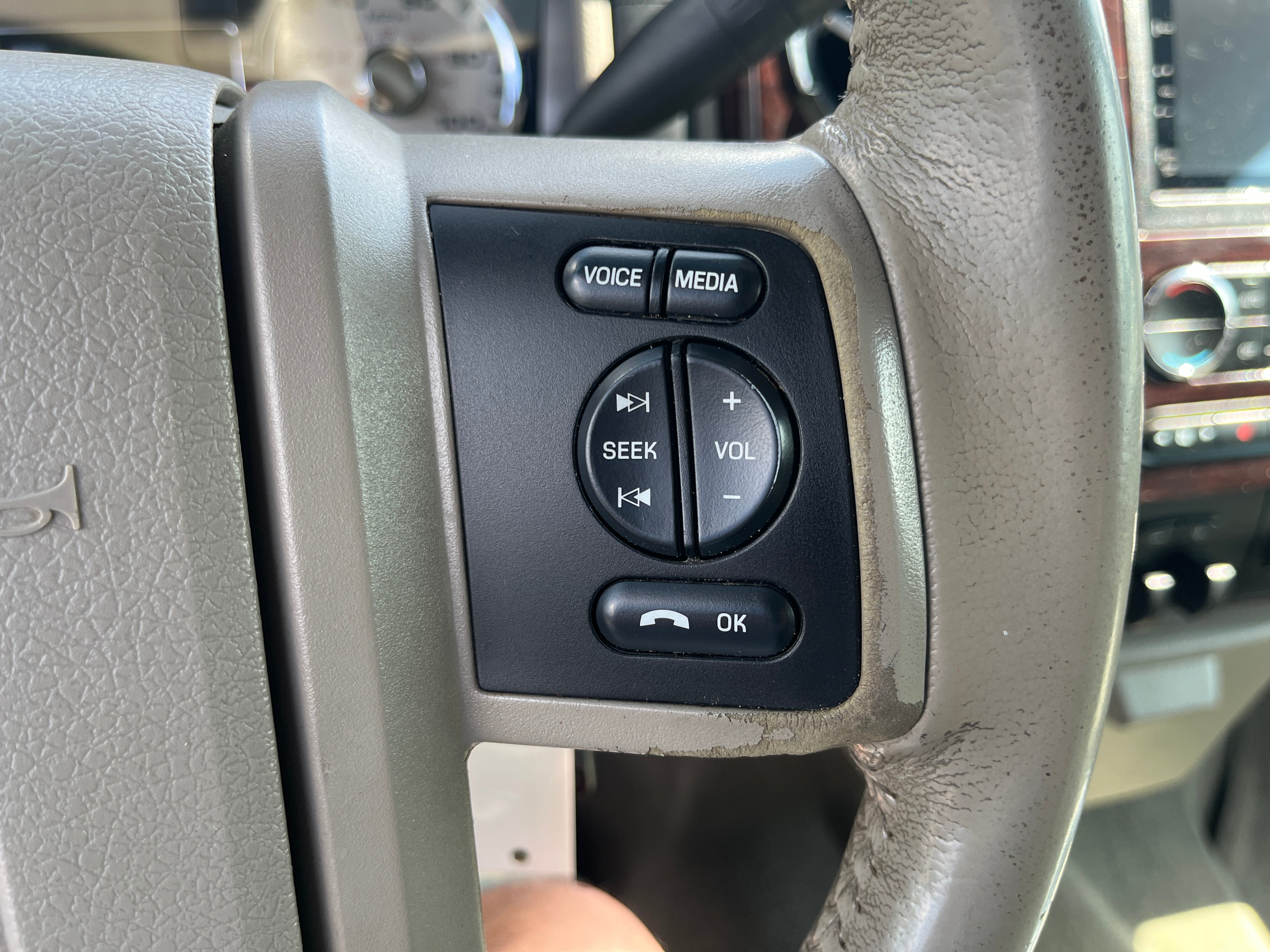 2010 Ford Super Duty F-250 SRW XL