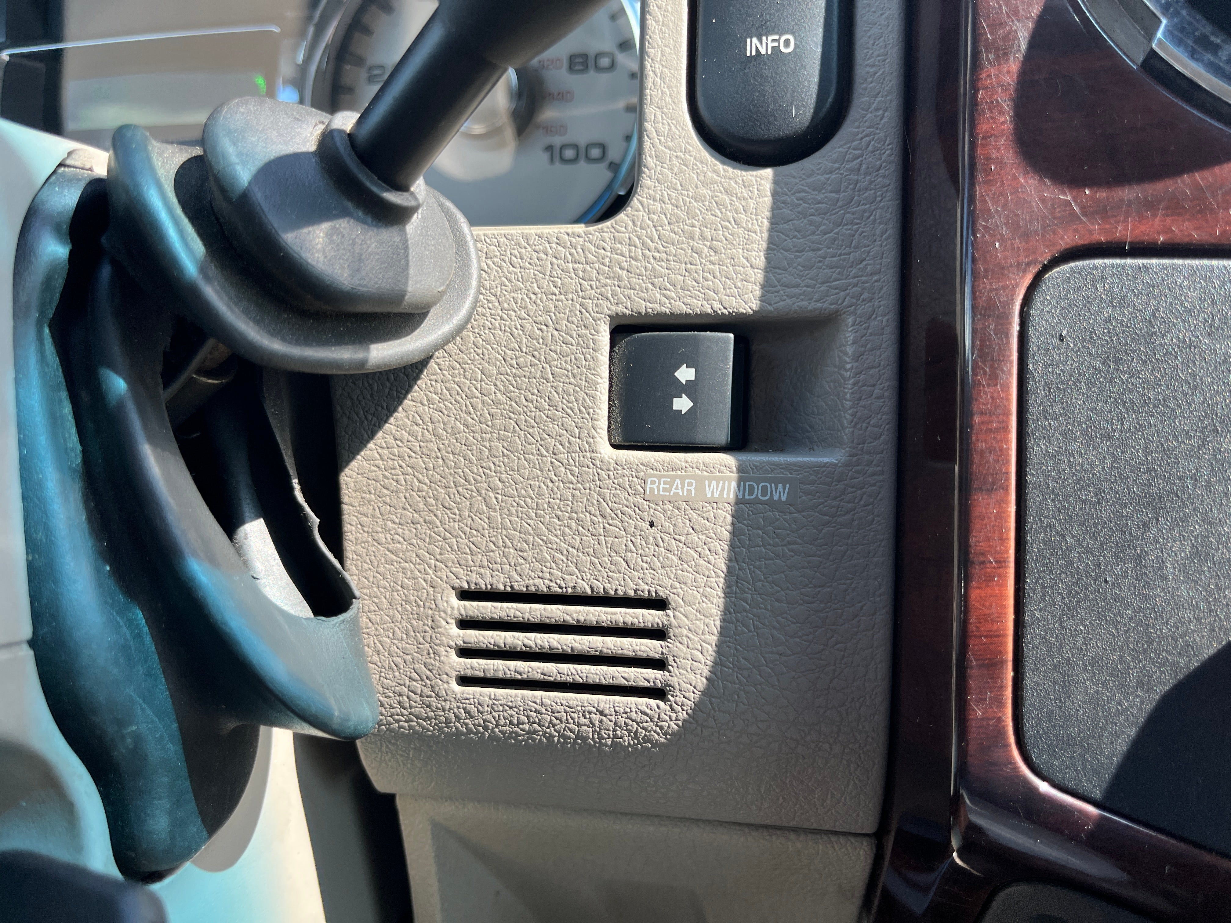 2010 Ford Super Duty F-250 SRW XL