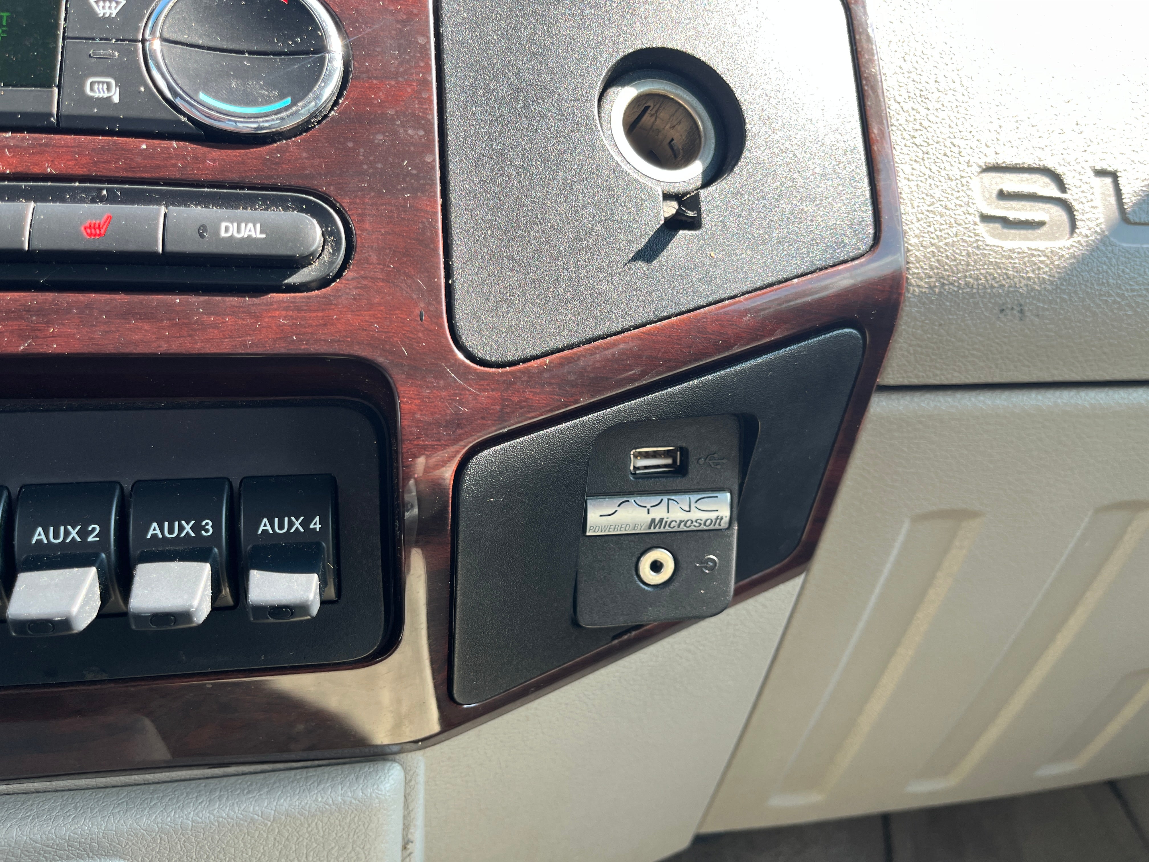 2010 Ford Super Duty F-250 SRW XL