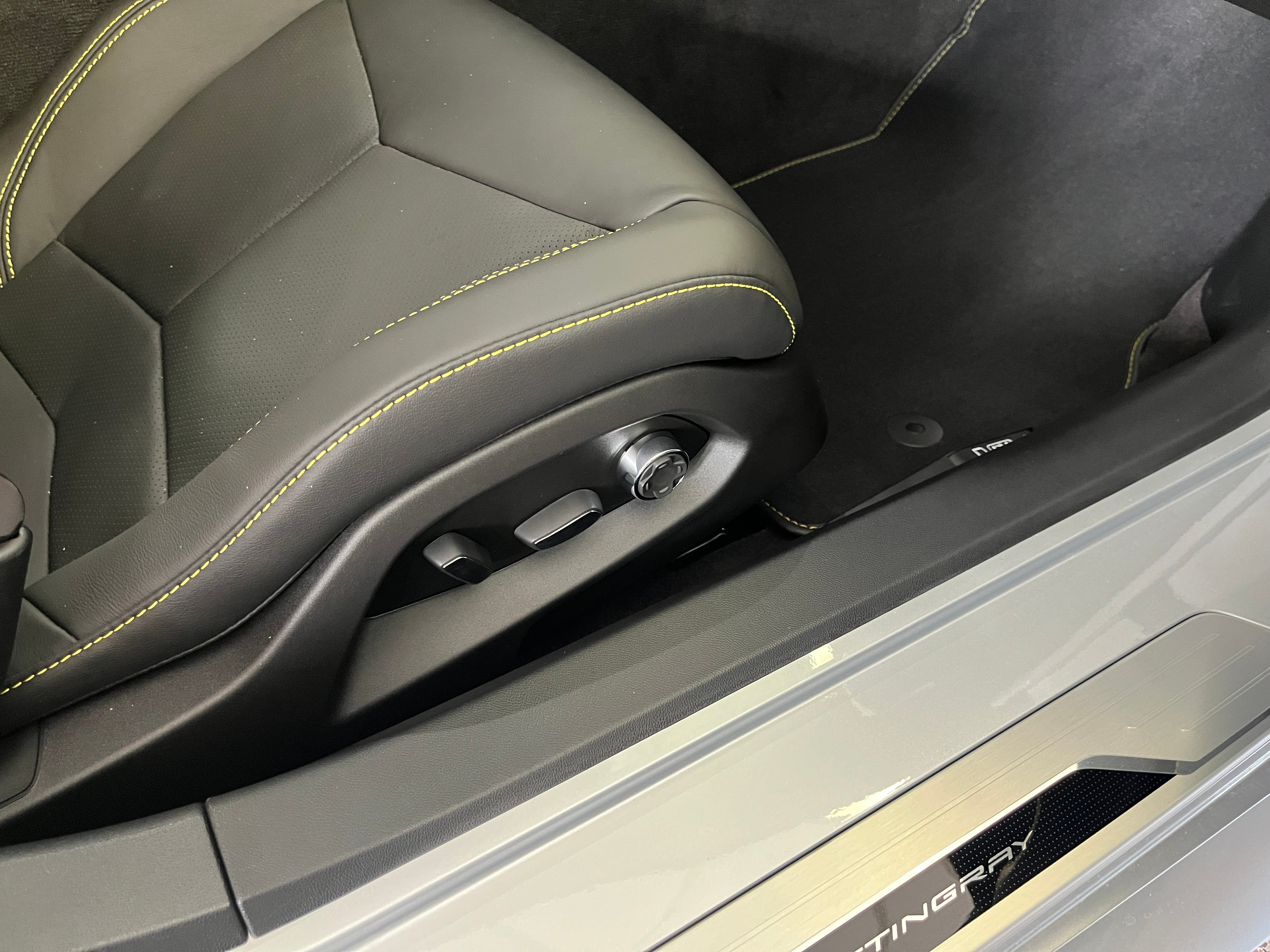 2027 Chevrolet Corvette Stingray 2LT