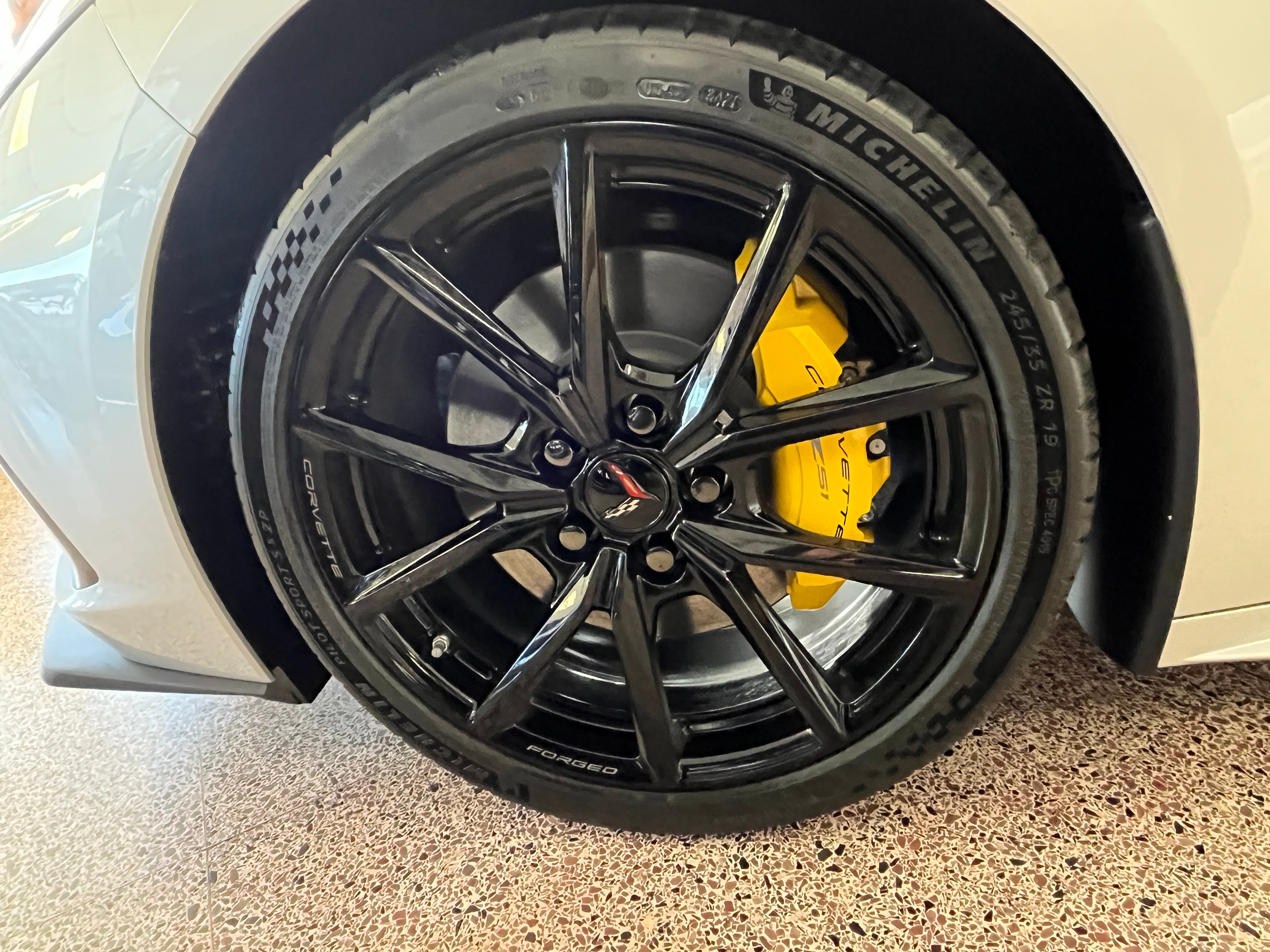 2027 Chevrolet Corvette Stingray 2LT