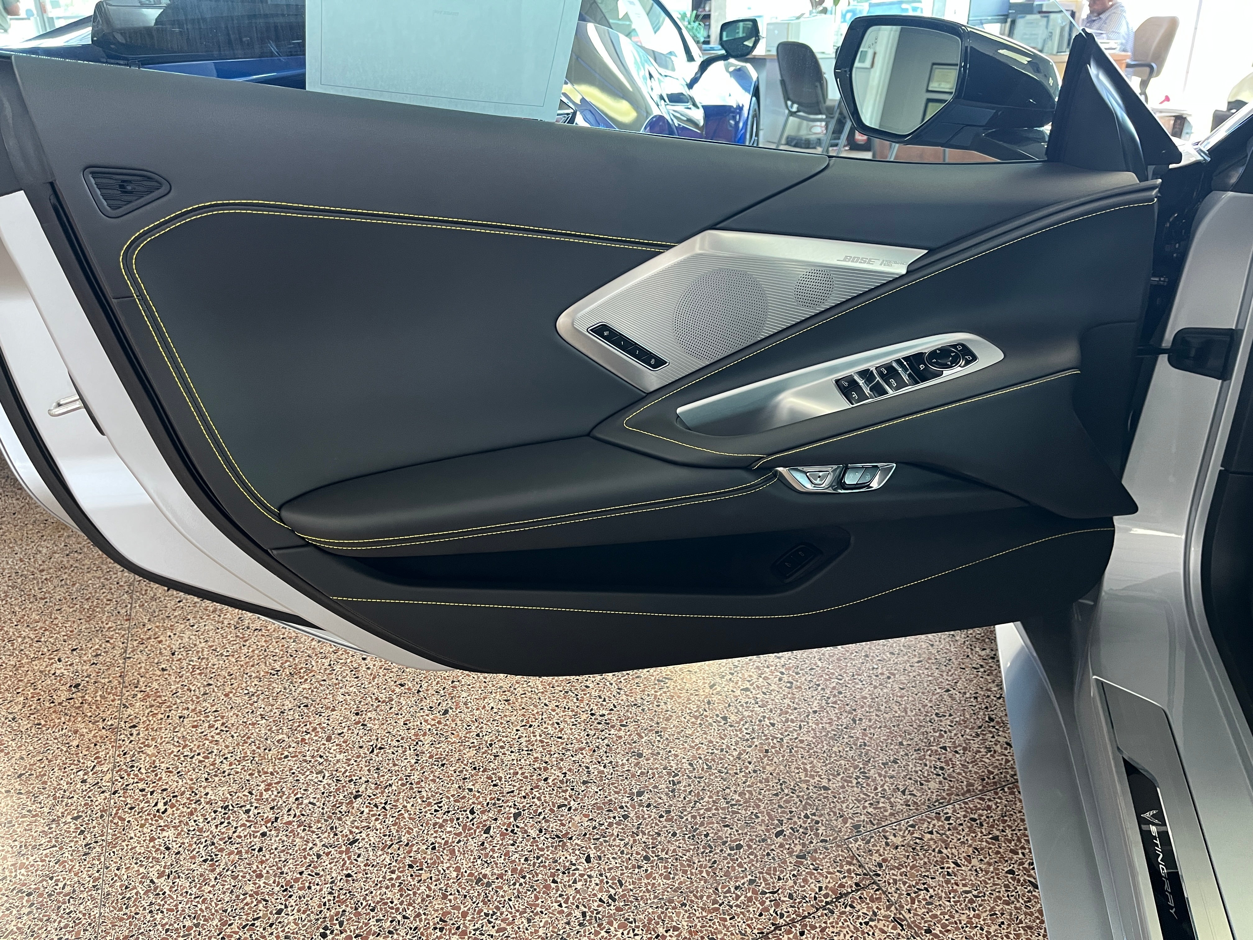 2027 Chevrolet Corvette Stingray 2LT