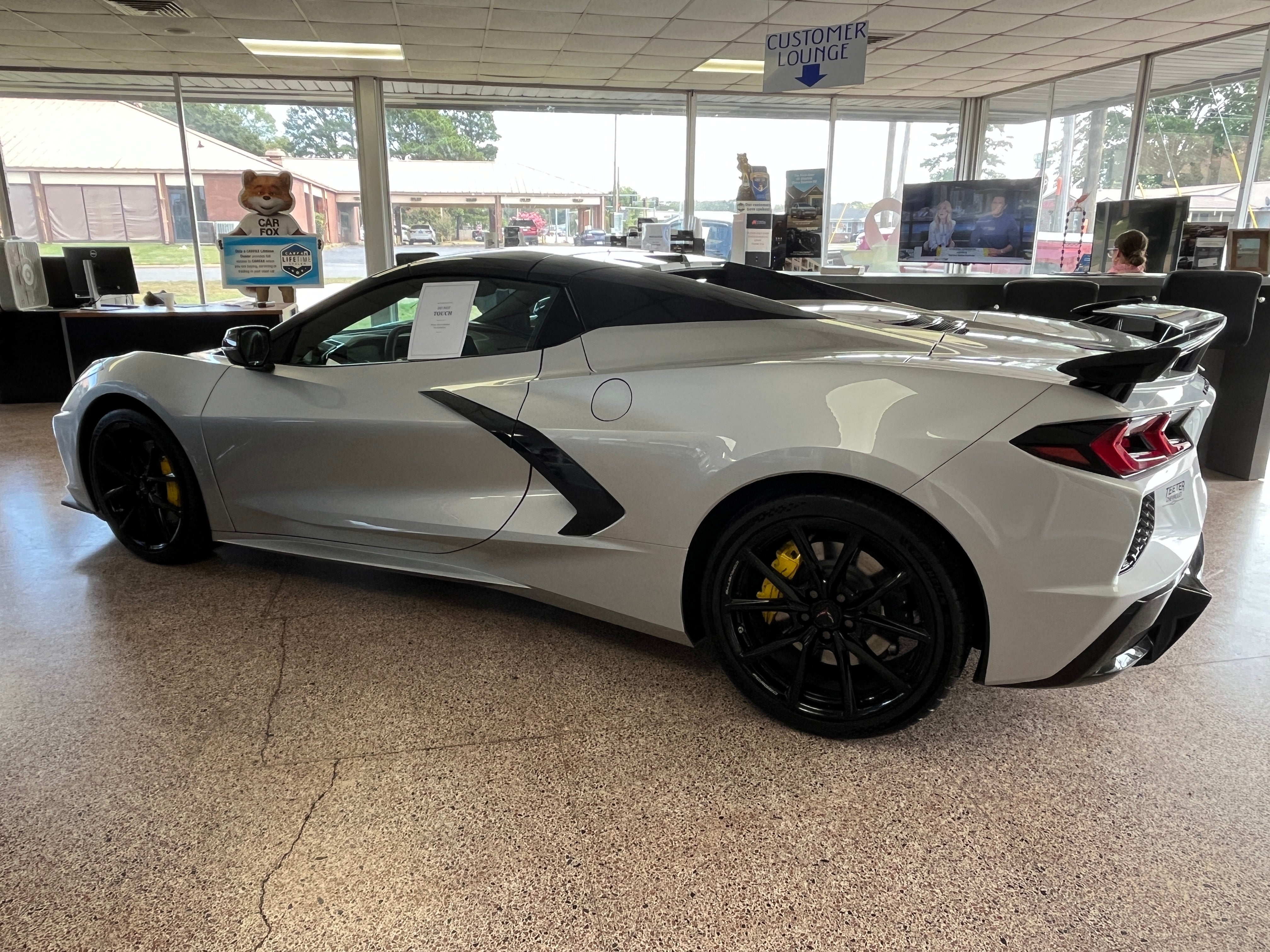 2027 Chevrolet Corvette Stingray 2LT