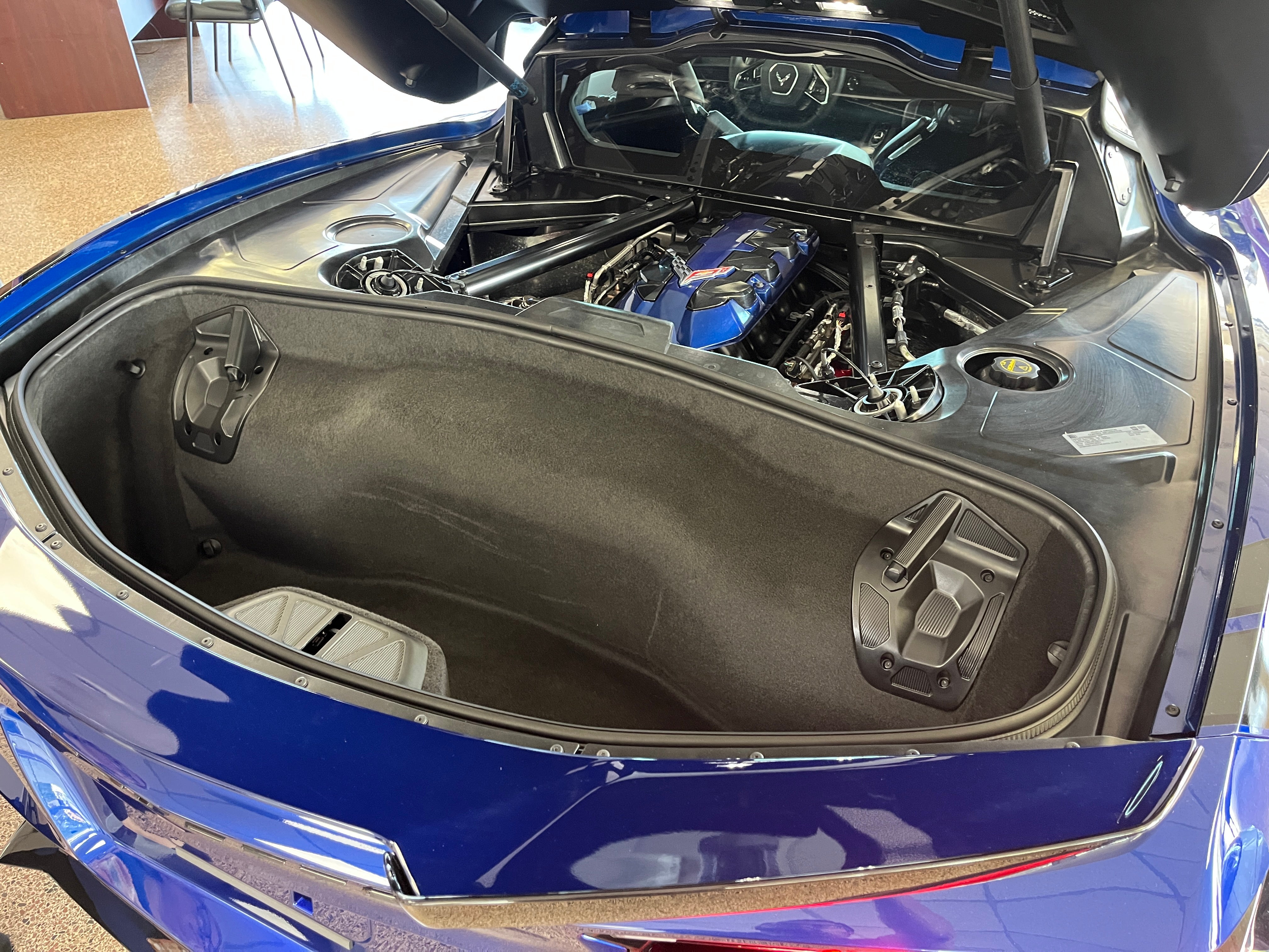 2027 Chevrolet Corvette 3LT - Photo 7