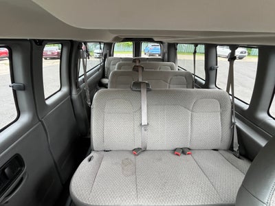2025 Chevrolet Express Passenger 1LS
