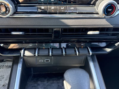 2025 Chevrolet Colorado Base