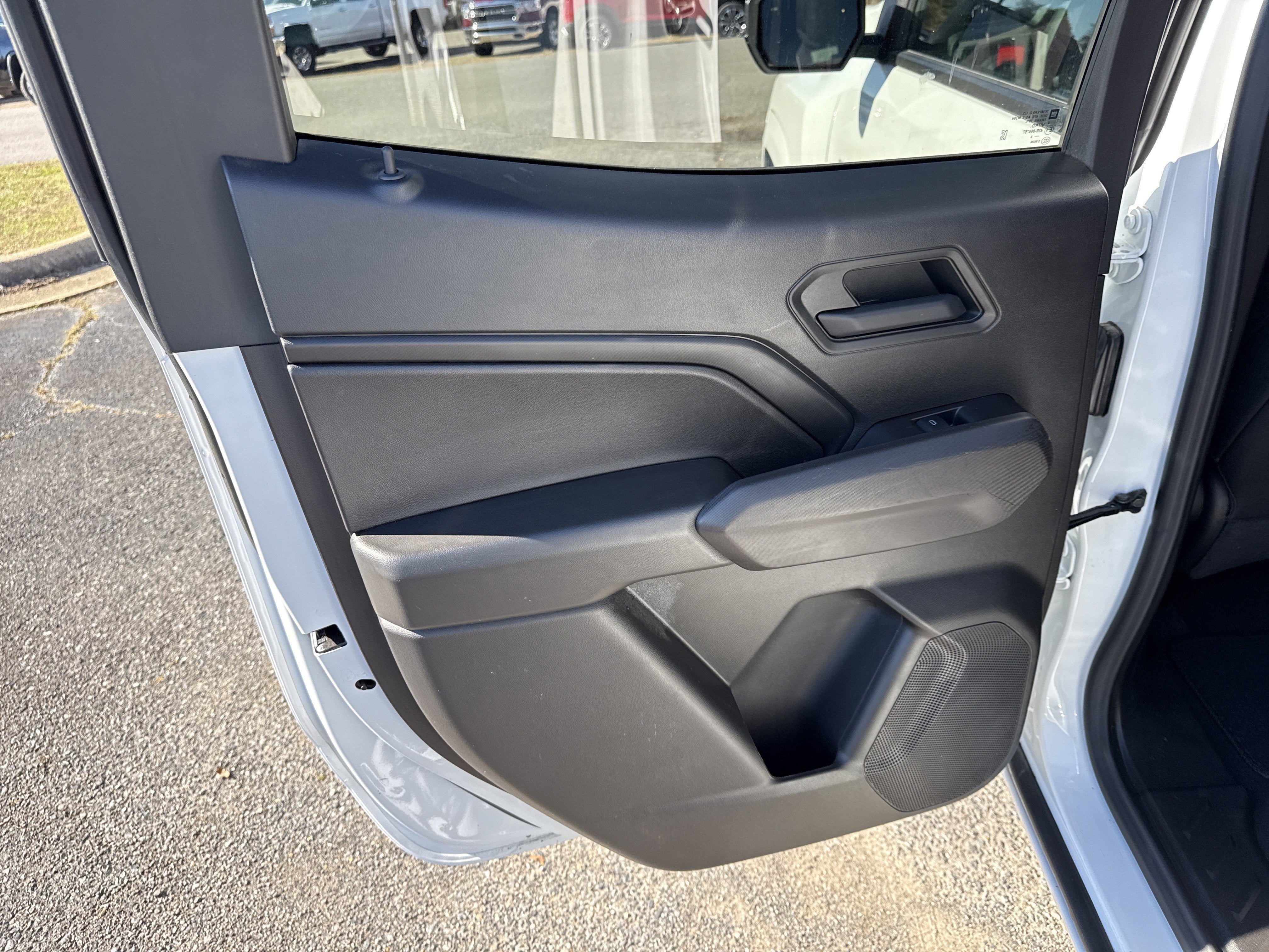 2025 Chevrolet Colorado Base