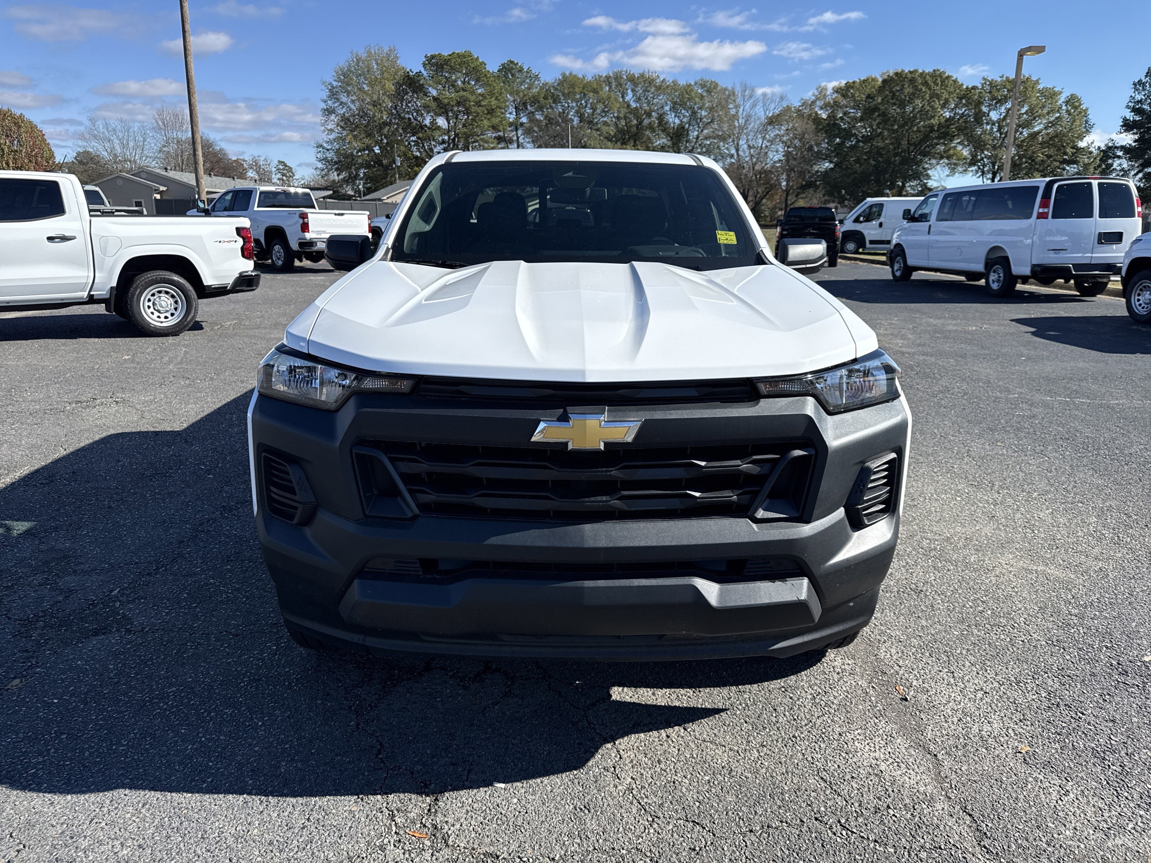 2025 Chevrolet Colorado Base