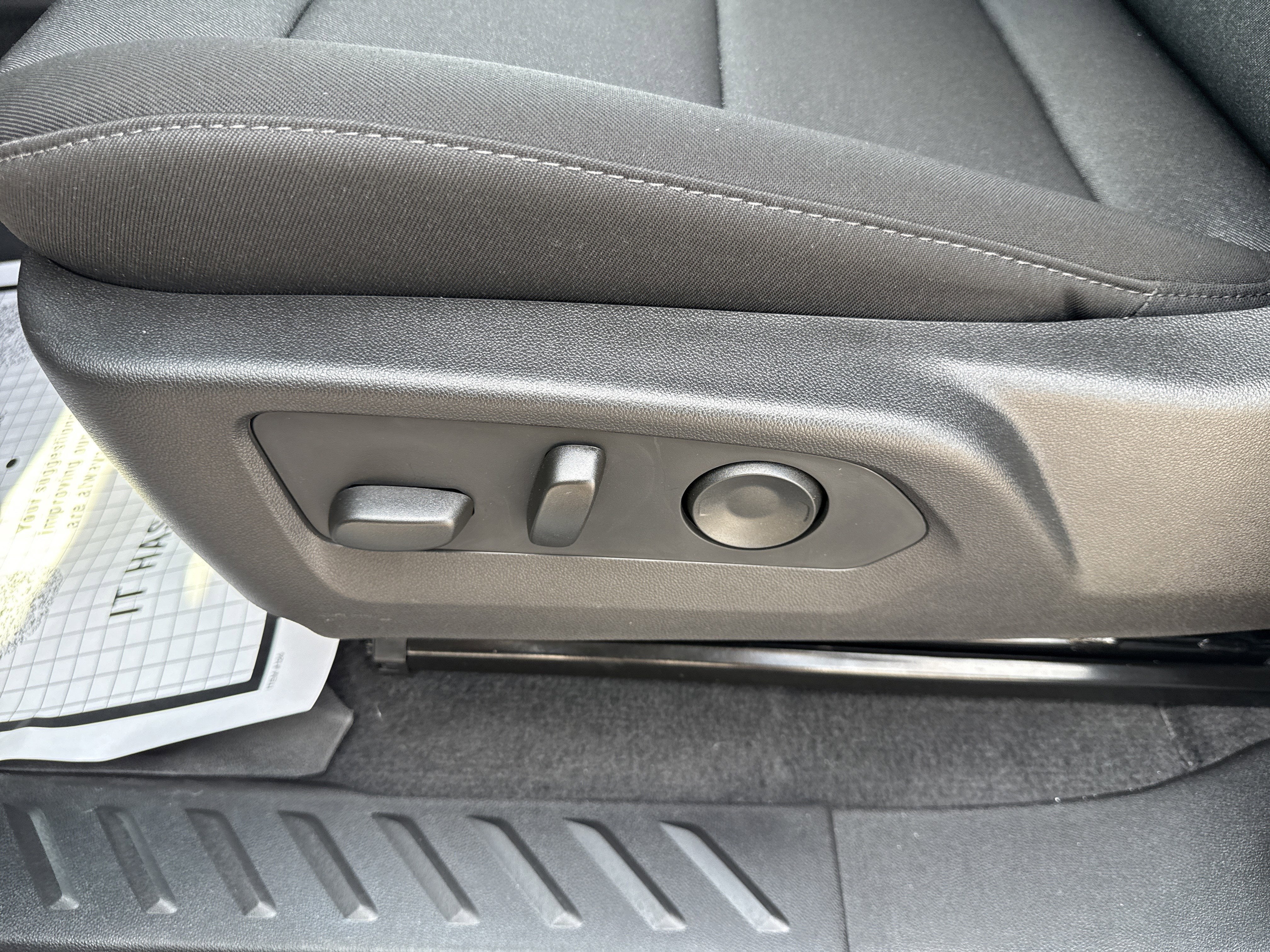 2026 Chevrolet Colorado Base