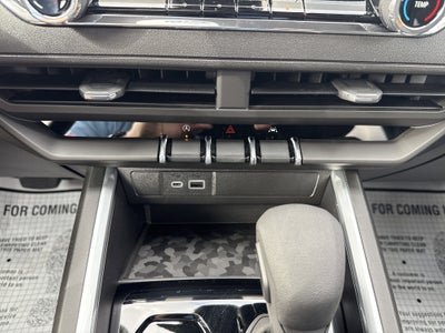 2026 Chevrolet Colorado Base