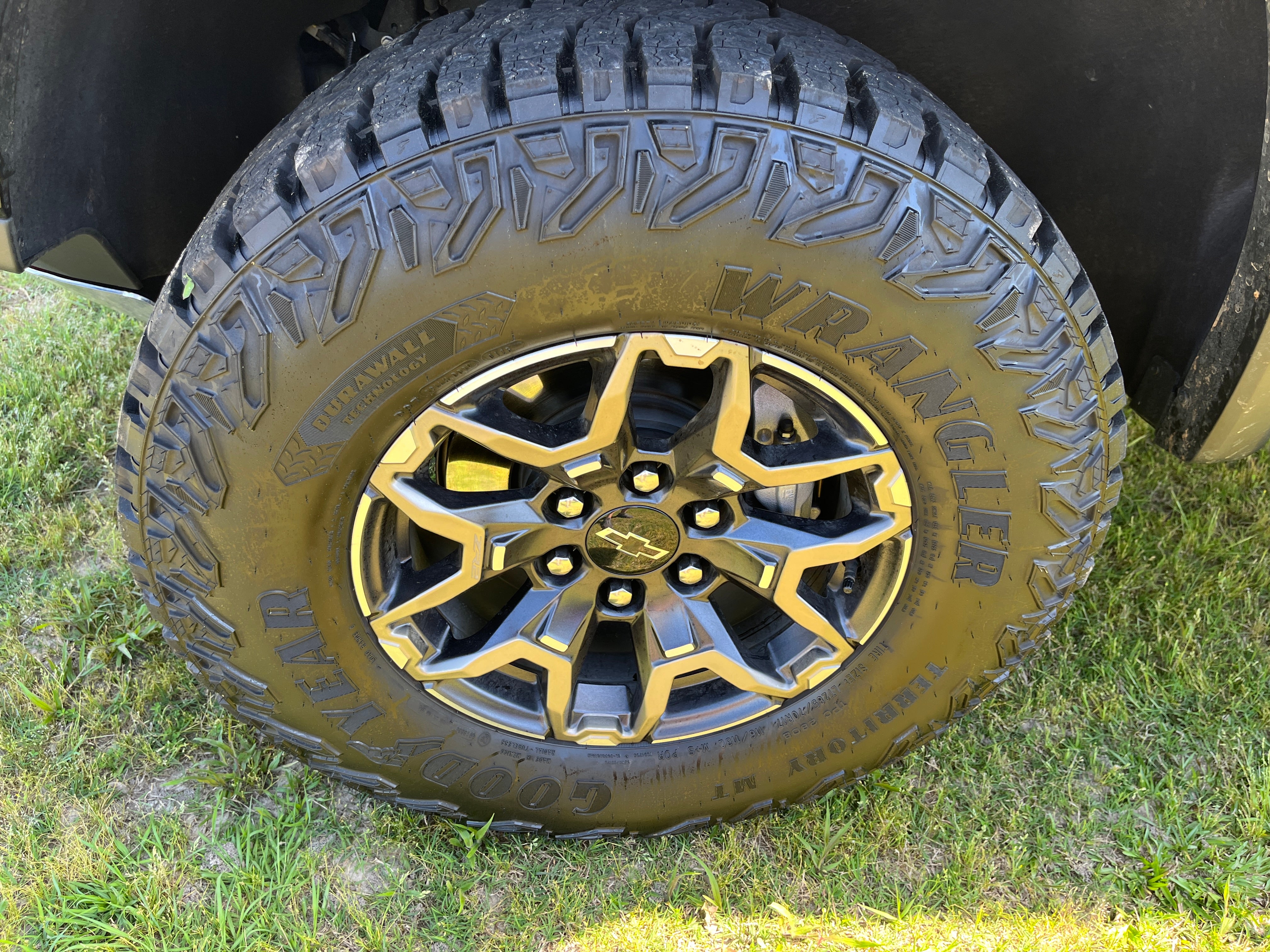 2025 Chevrolet Colorado ZR2