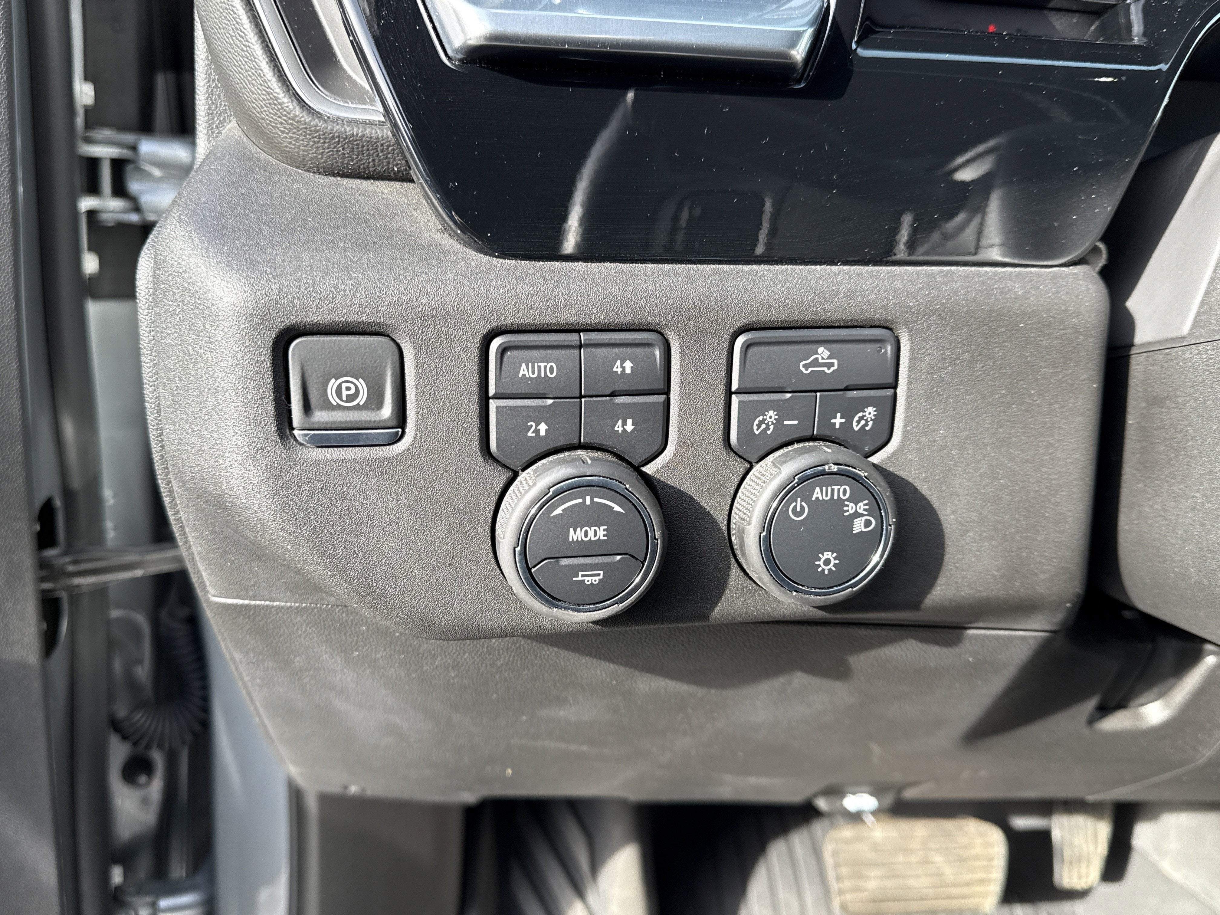 2024 Chevrolet Silverado 1500 Base