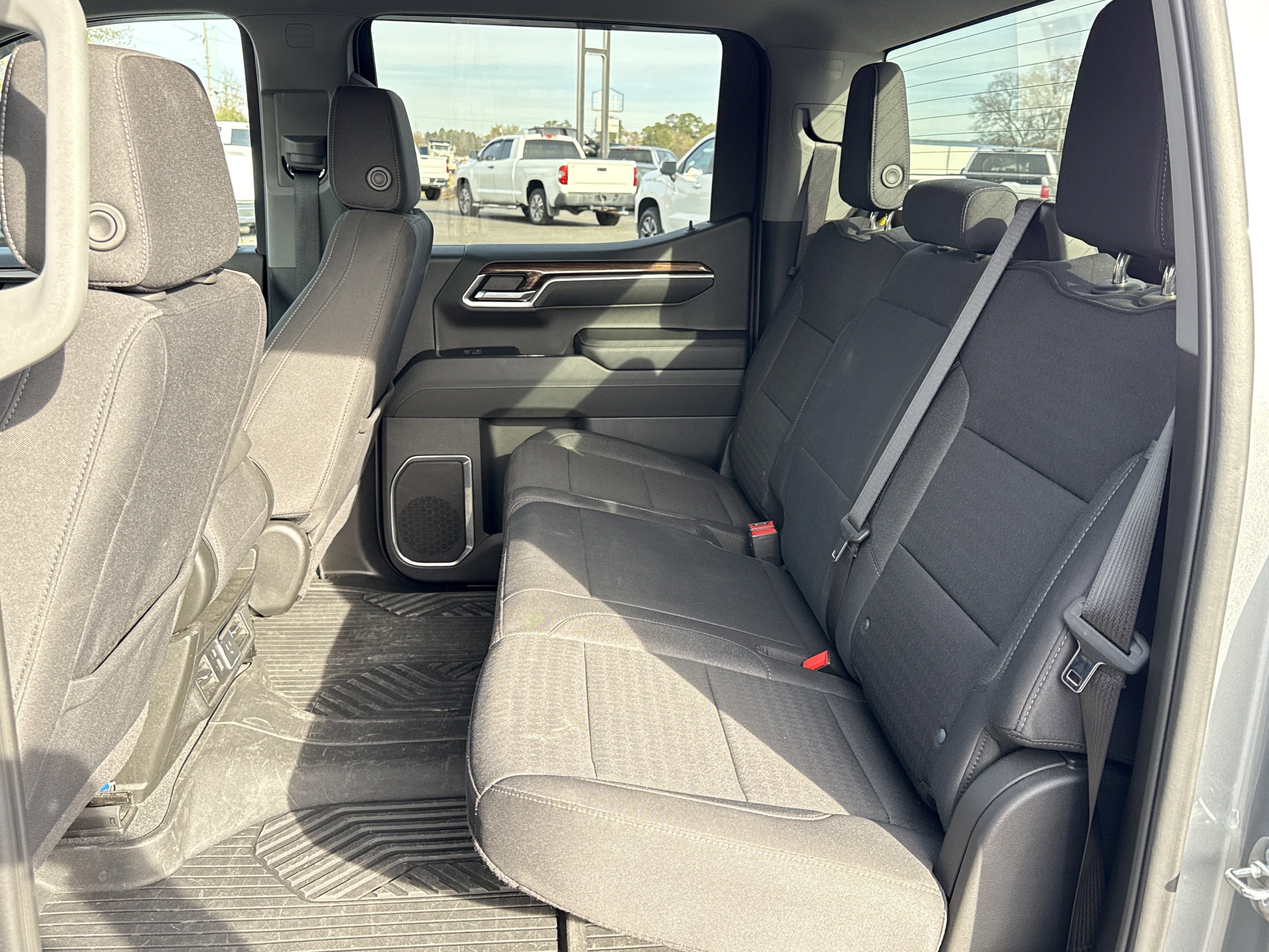 2024 Chevrolet Silverado 1500 Base