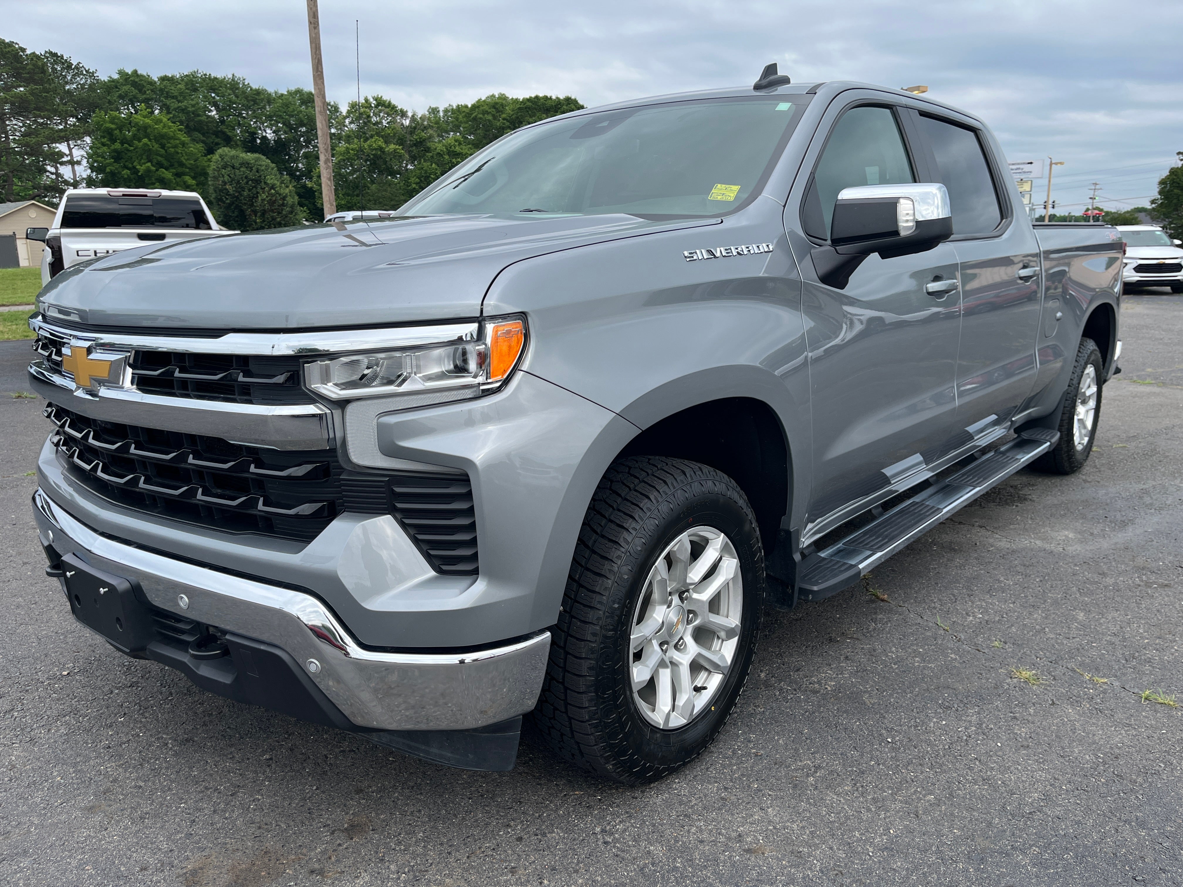 2024 Chevrolet Silverado 1500 LT