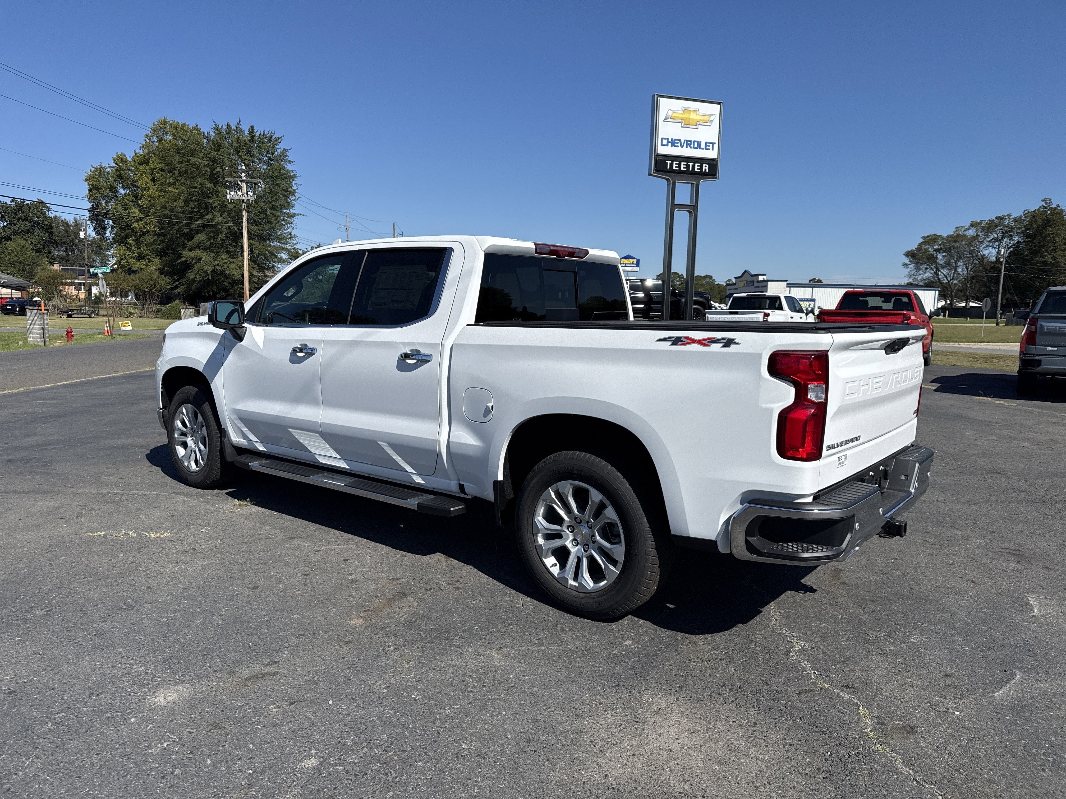 2025 Chevrolet Silverado 1500 Base