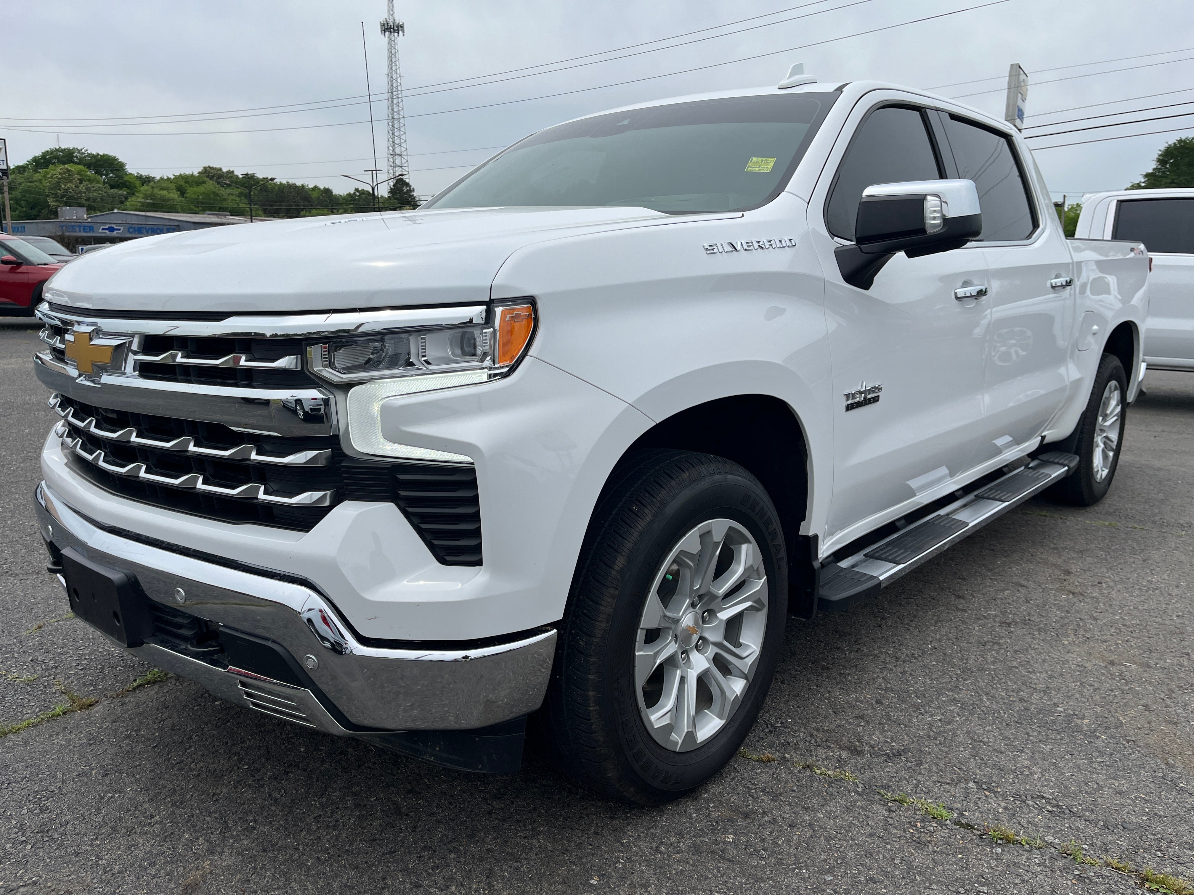 2025 Chevrolet Silverado 1500 LTZ