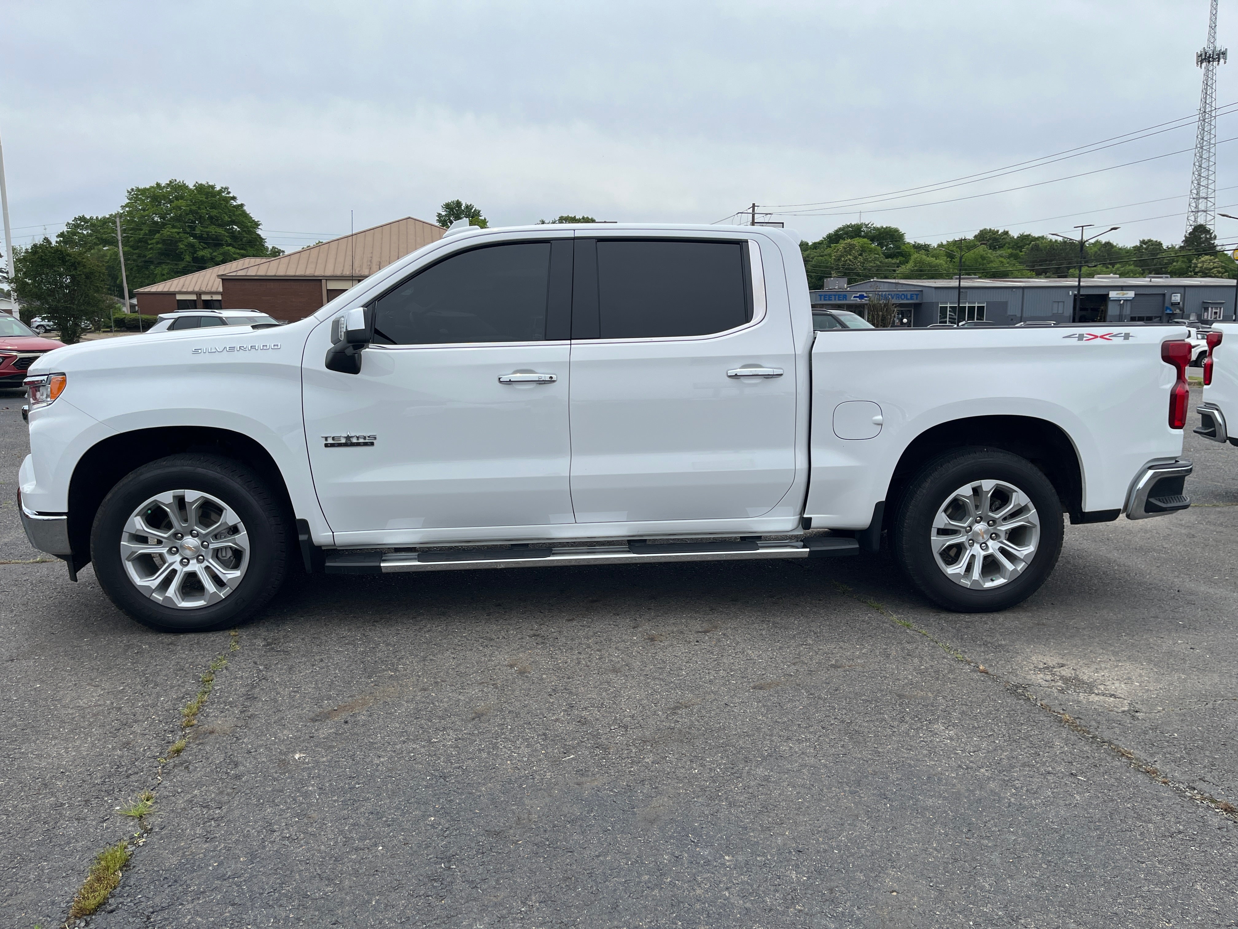 2025 Chevrolet Silverado 1500 LTZ