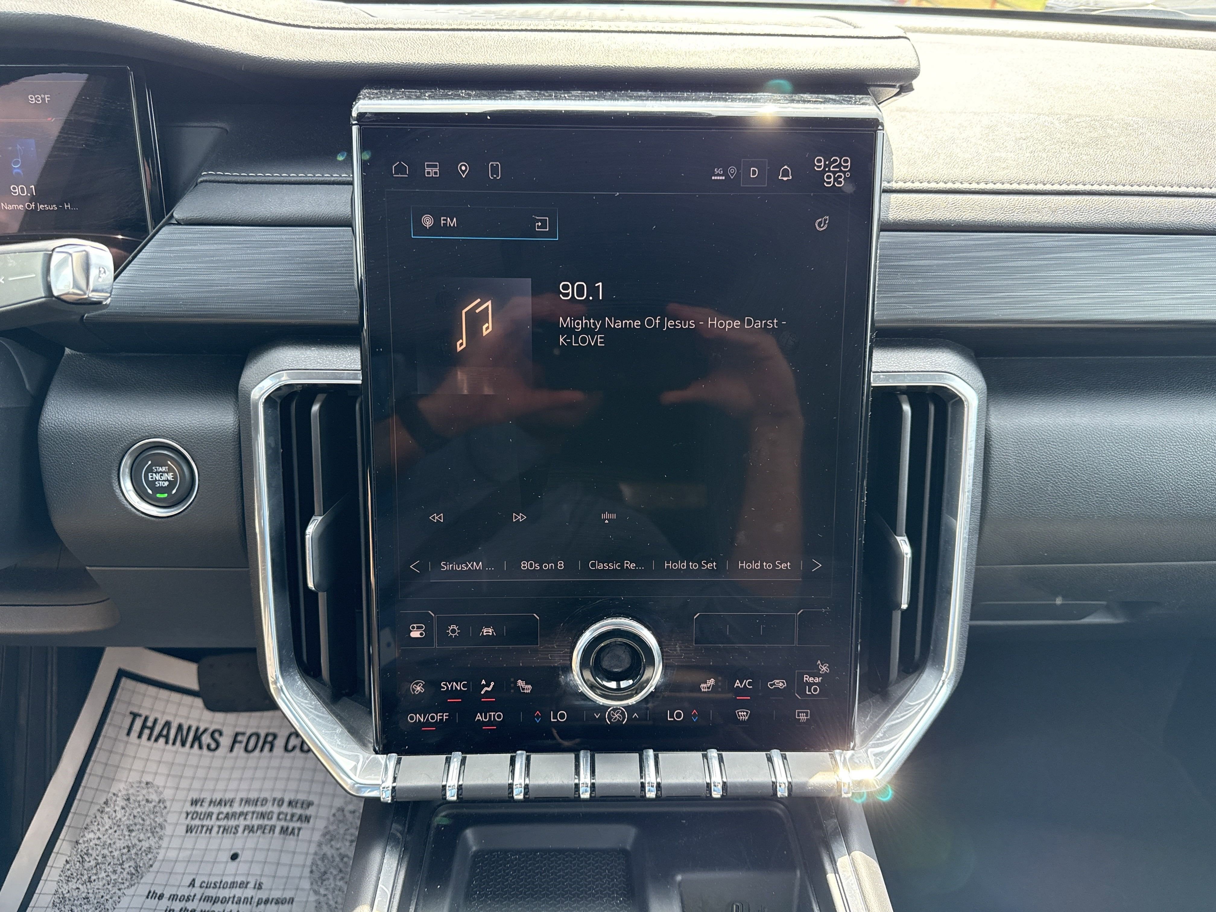 2025 GMC Acadia Elevation