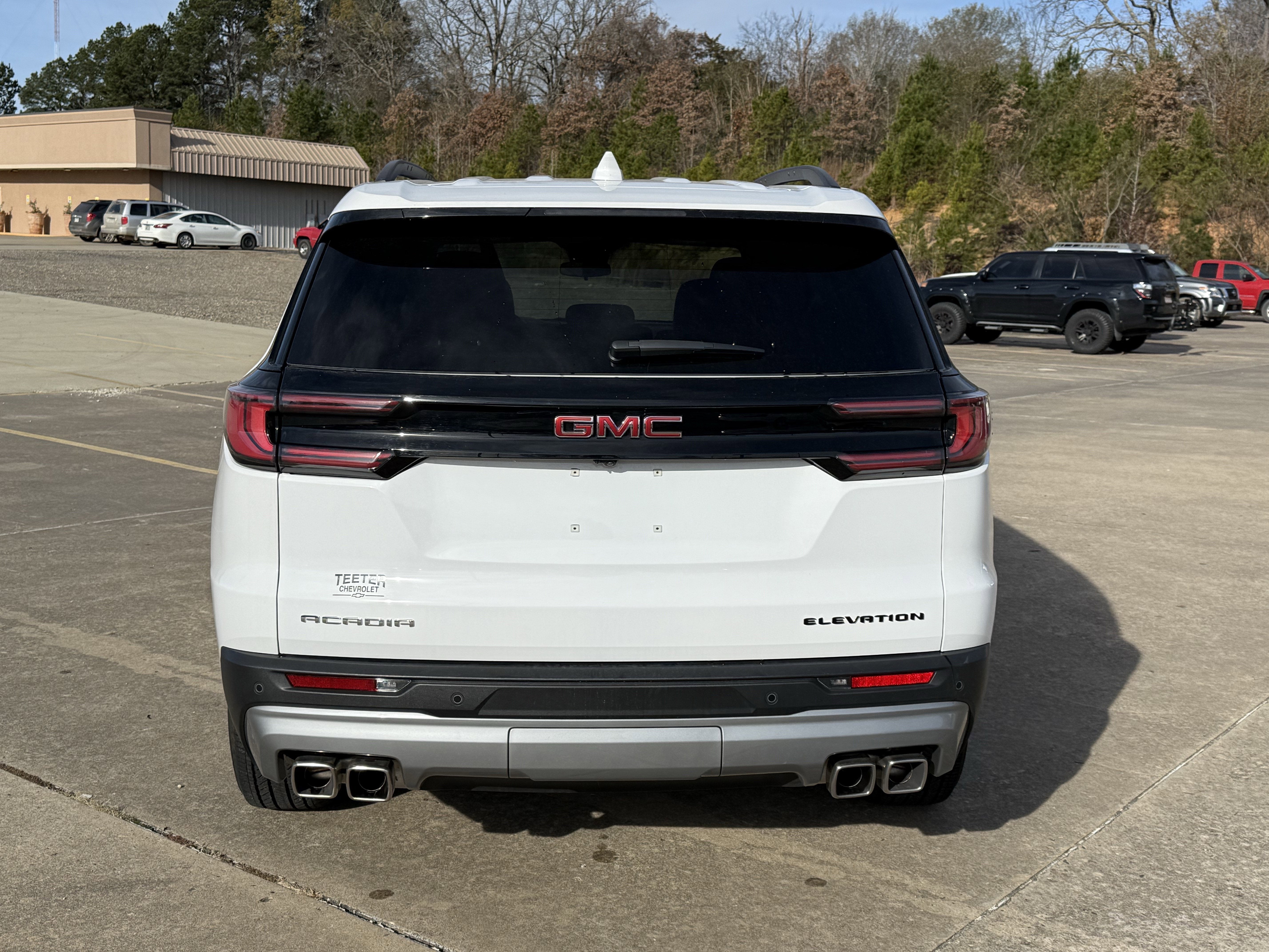 2025 GMC Acadia Elevation