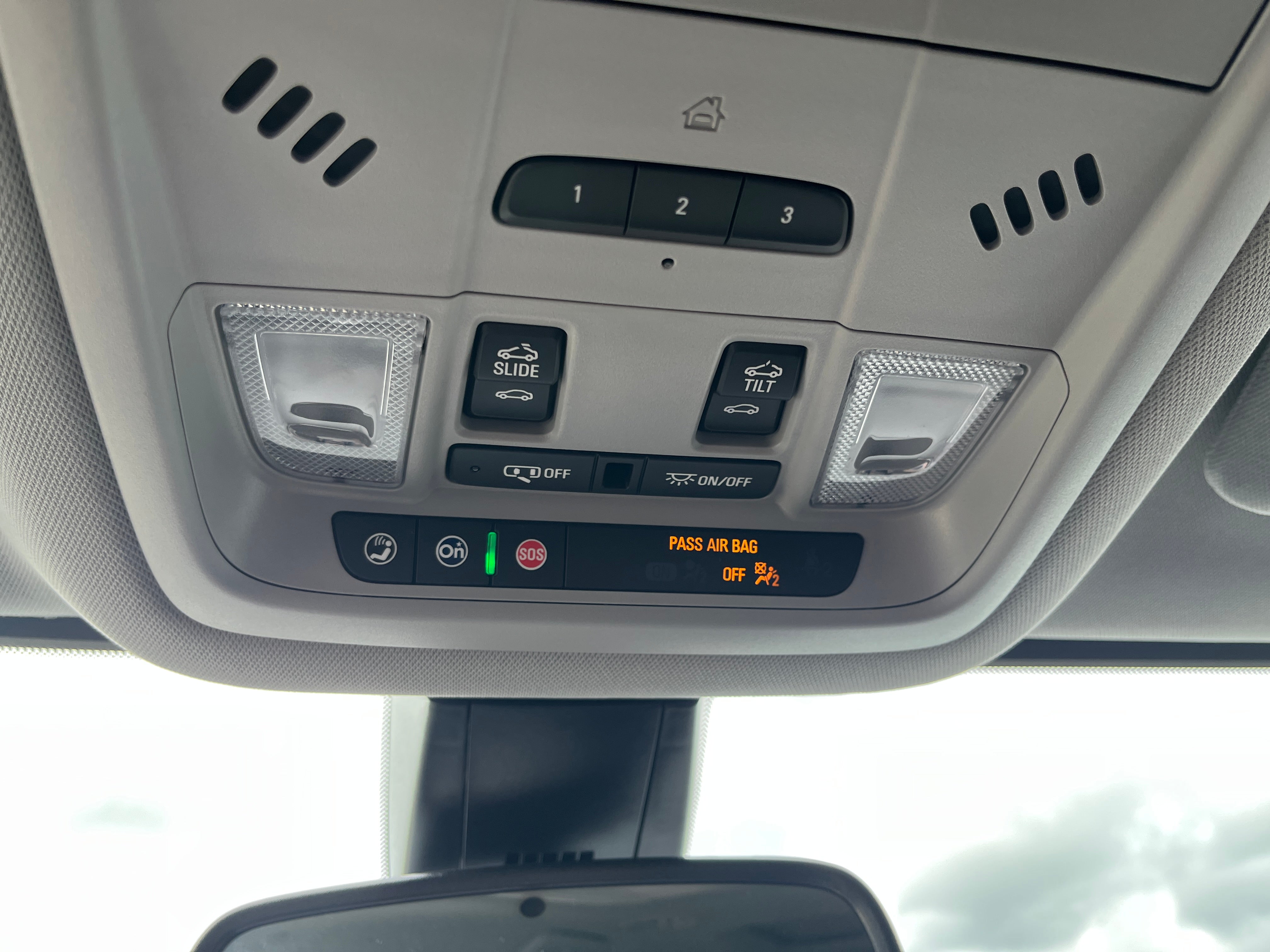 2023 GMC Acadia AT4