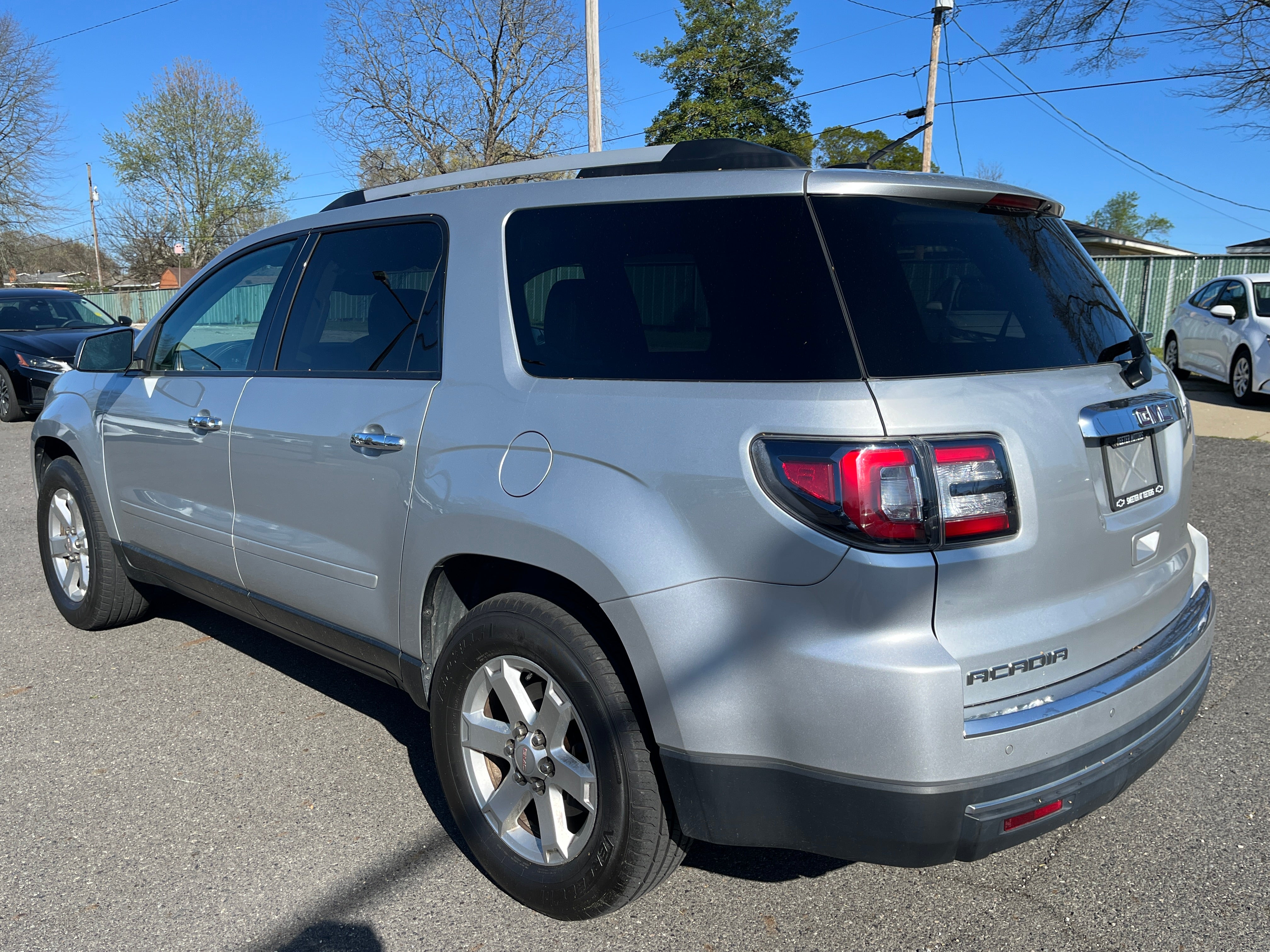 2016 GMC Acadia SLE