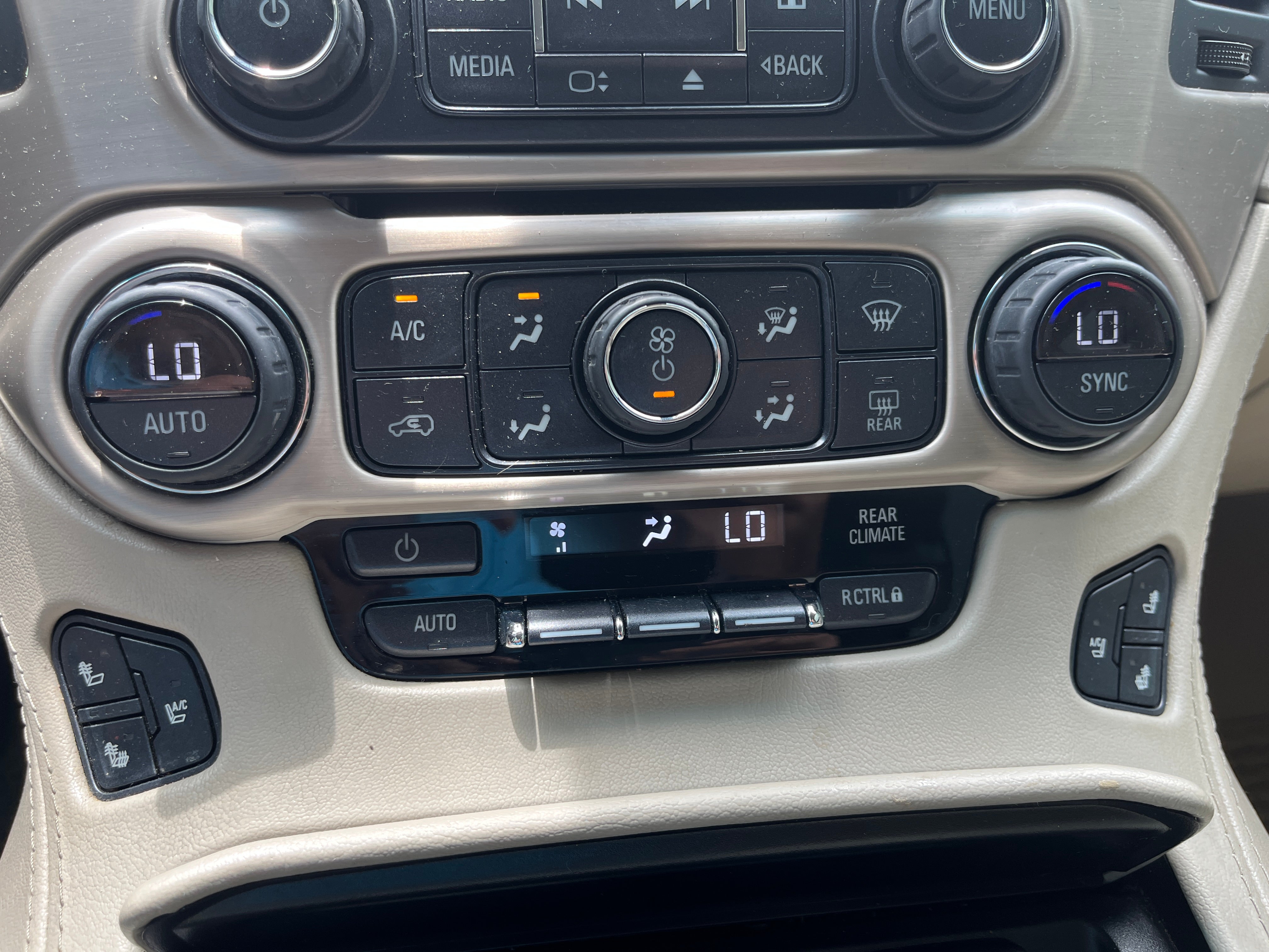2016 GMC Yukon Denali