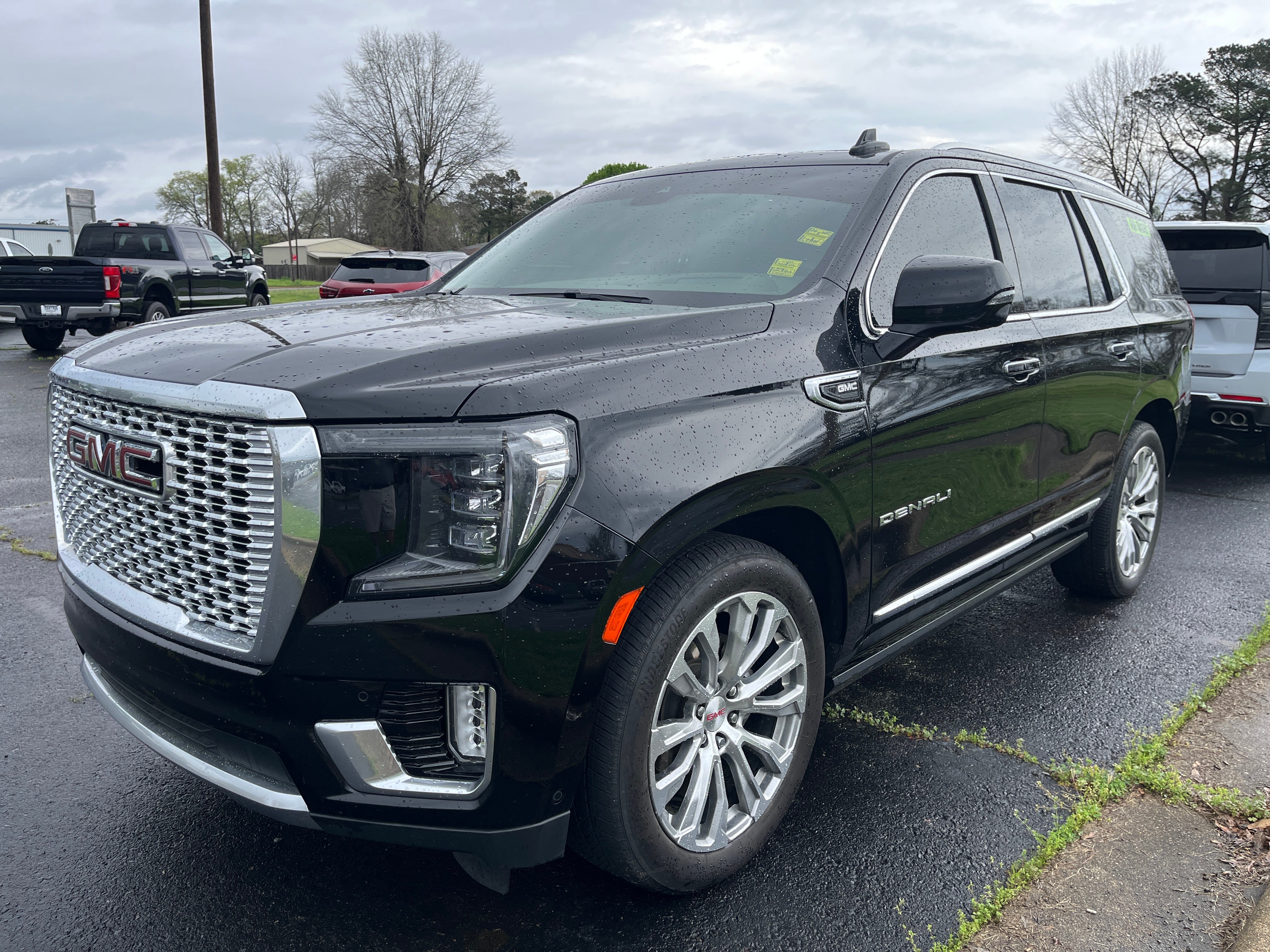 2023 GMC Yukon Denali