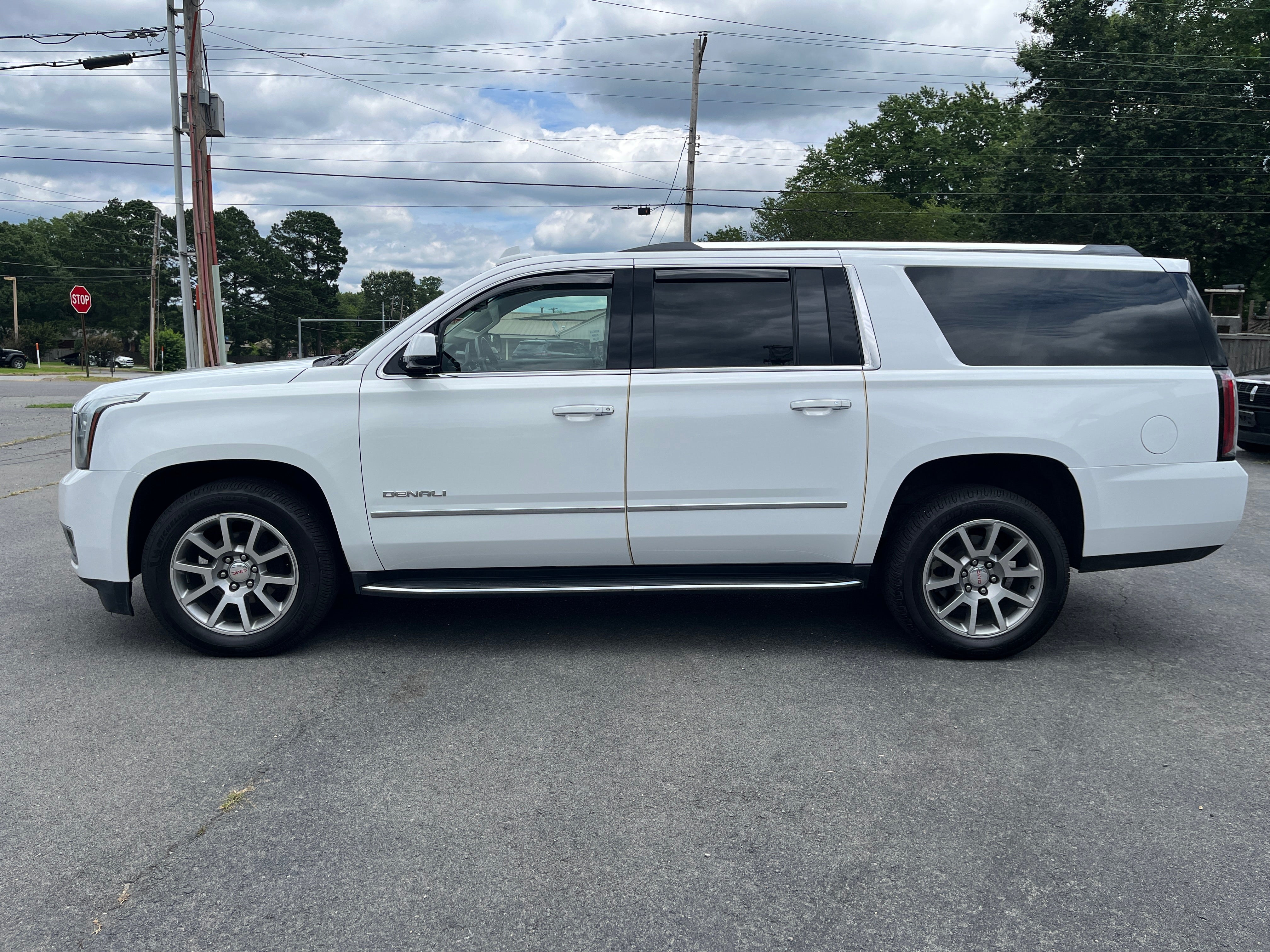 2020 GMC Yukon XL Denali