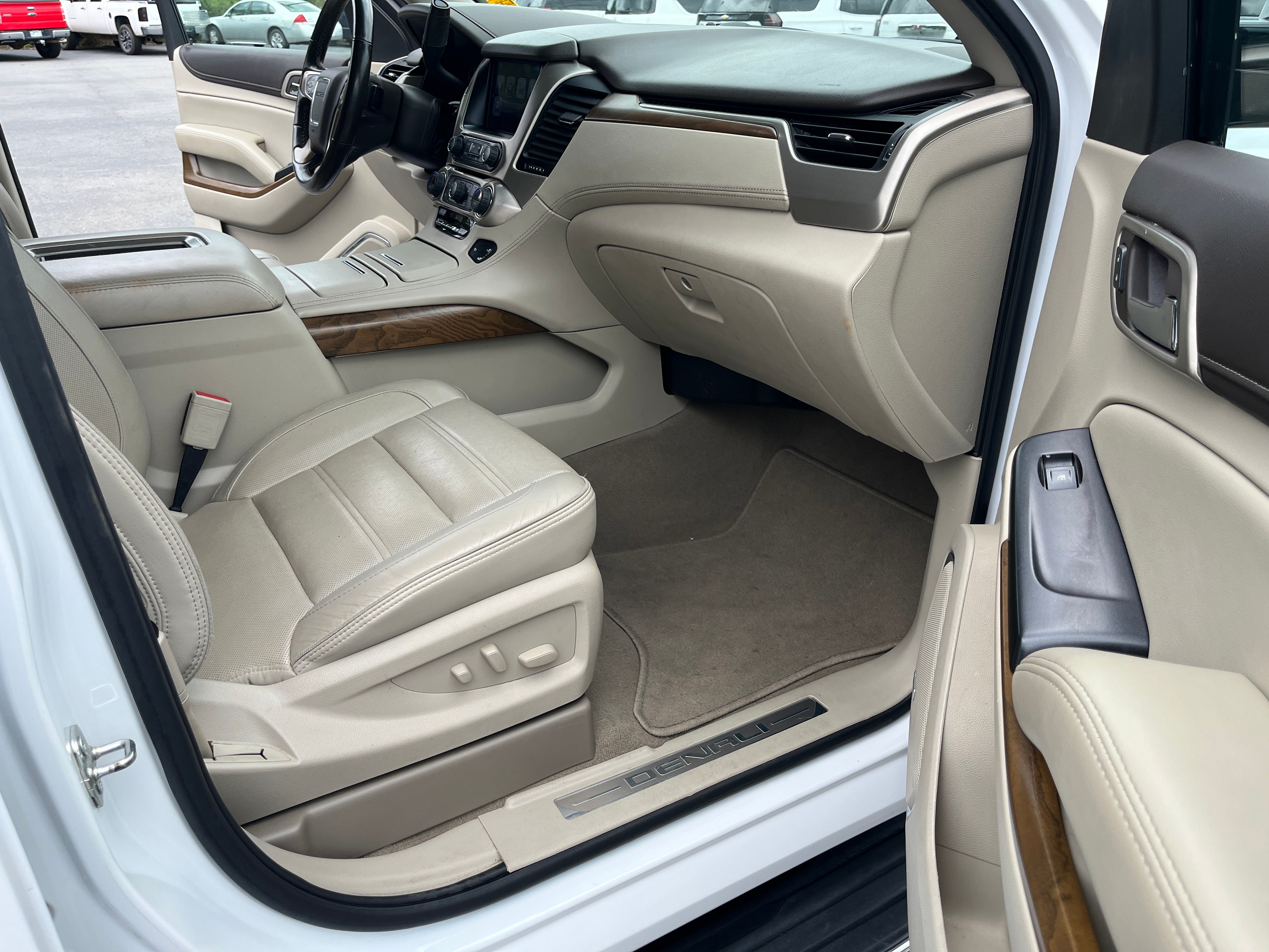 2020 GMC Yukon XL Denali