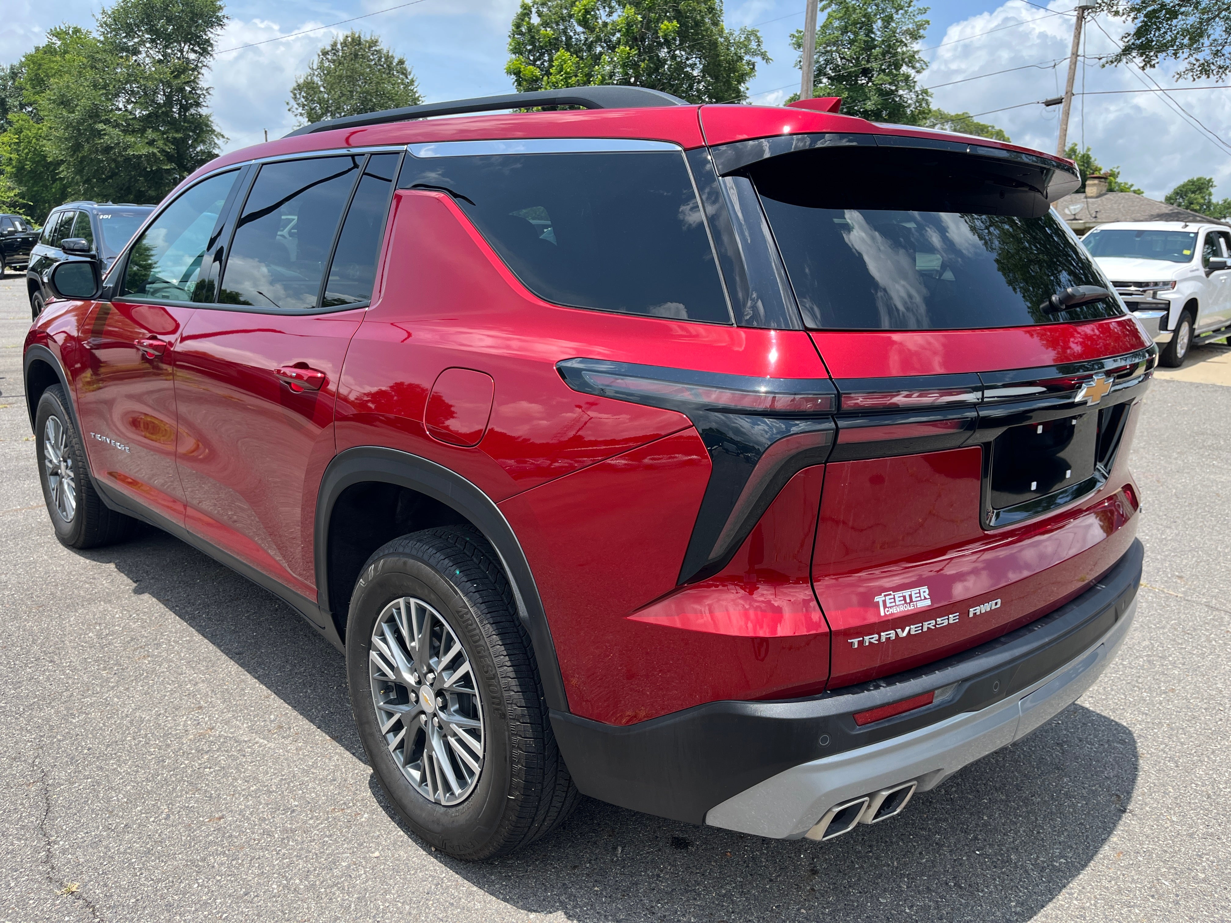 2024 Chevrolet Traverse LT