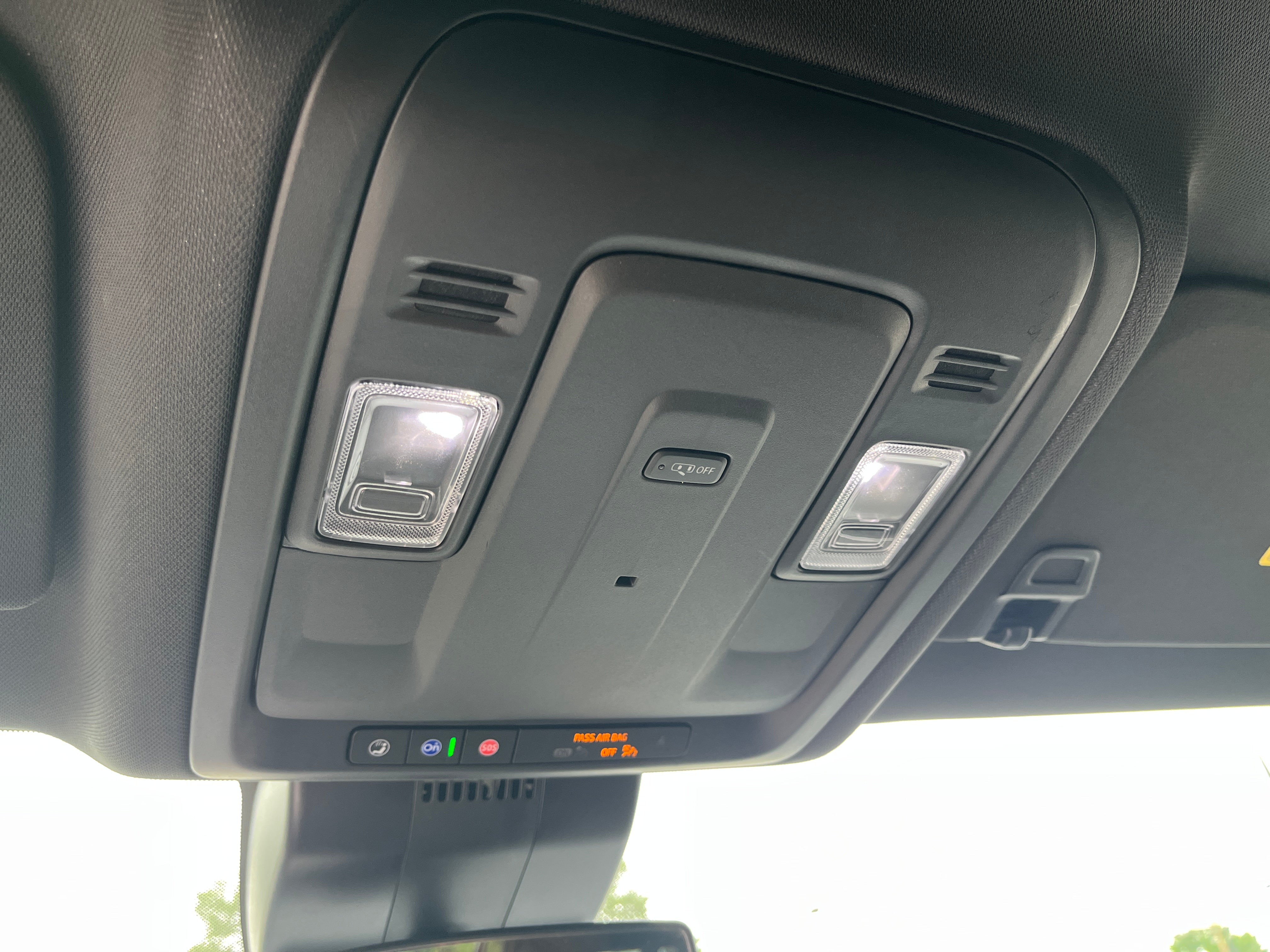 2025 Chevrolet Suburban LS