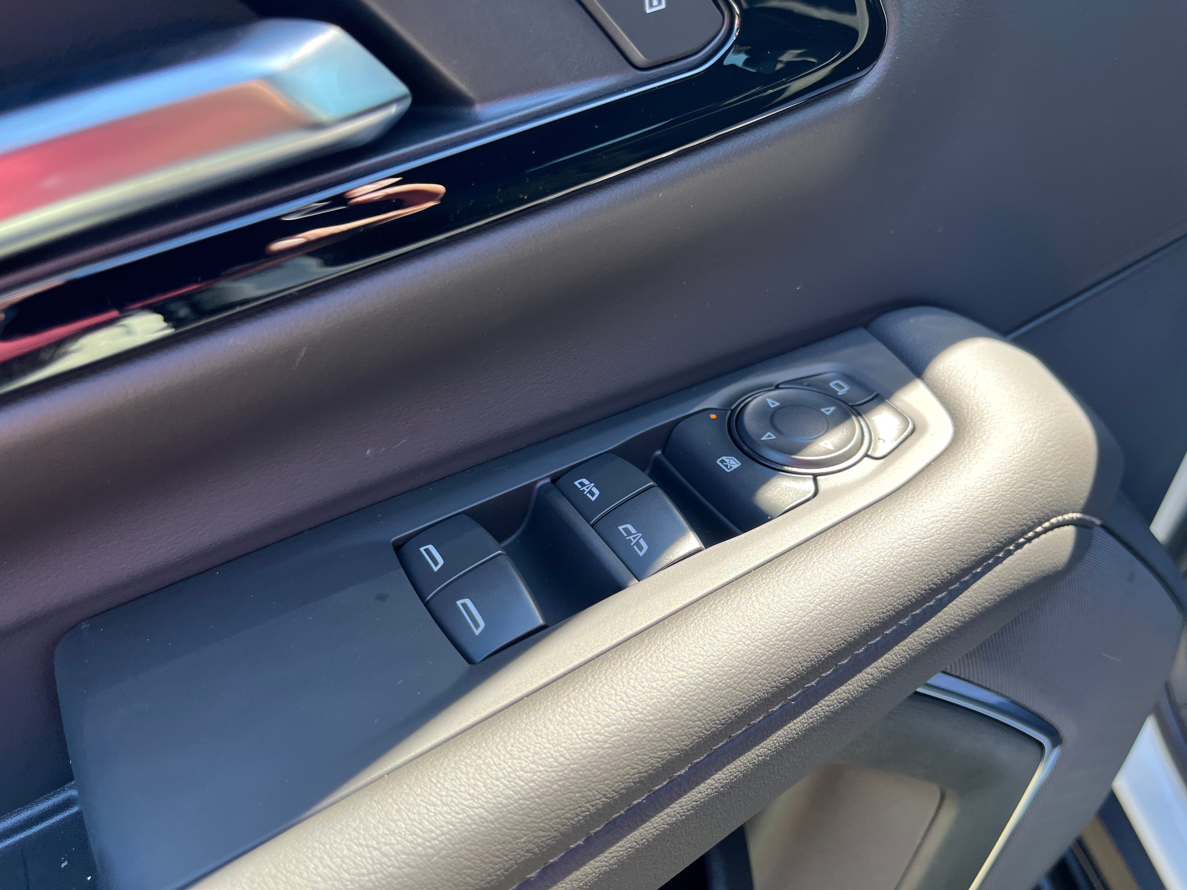 2027 Chevrolet Suburban LS