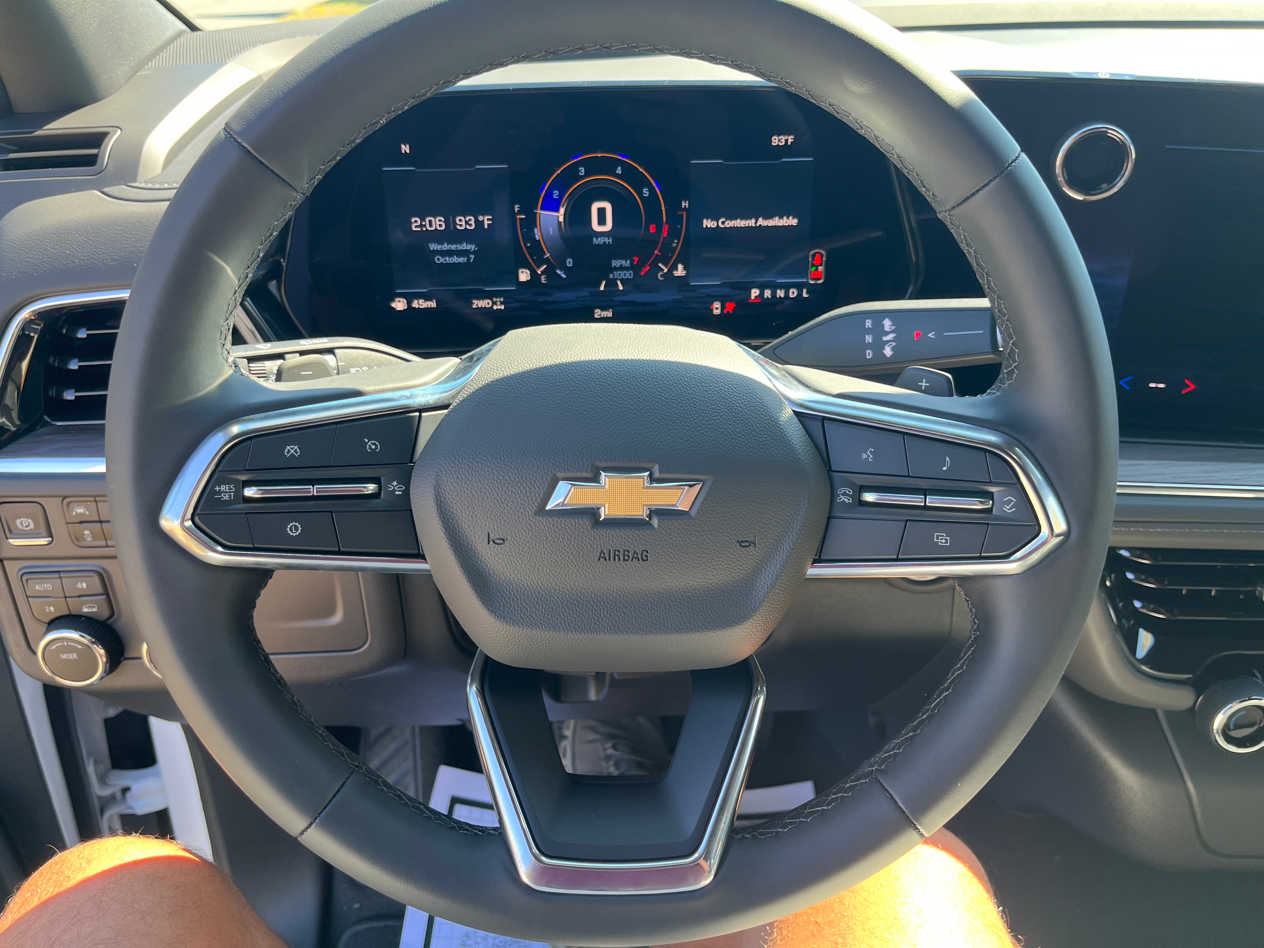 2027 Chevrolet Suburban LS