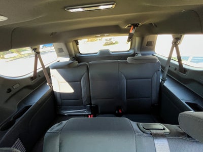 2027 Chevrolet Suburban LS