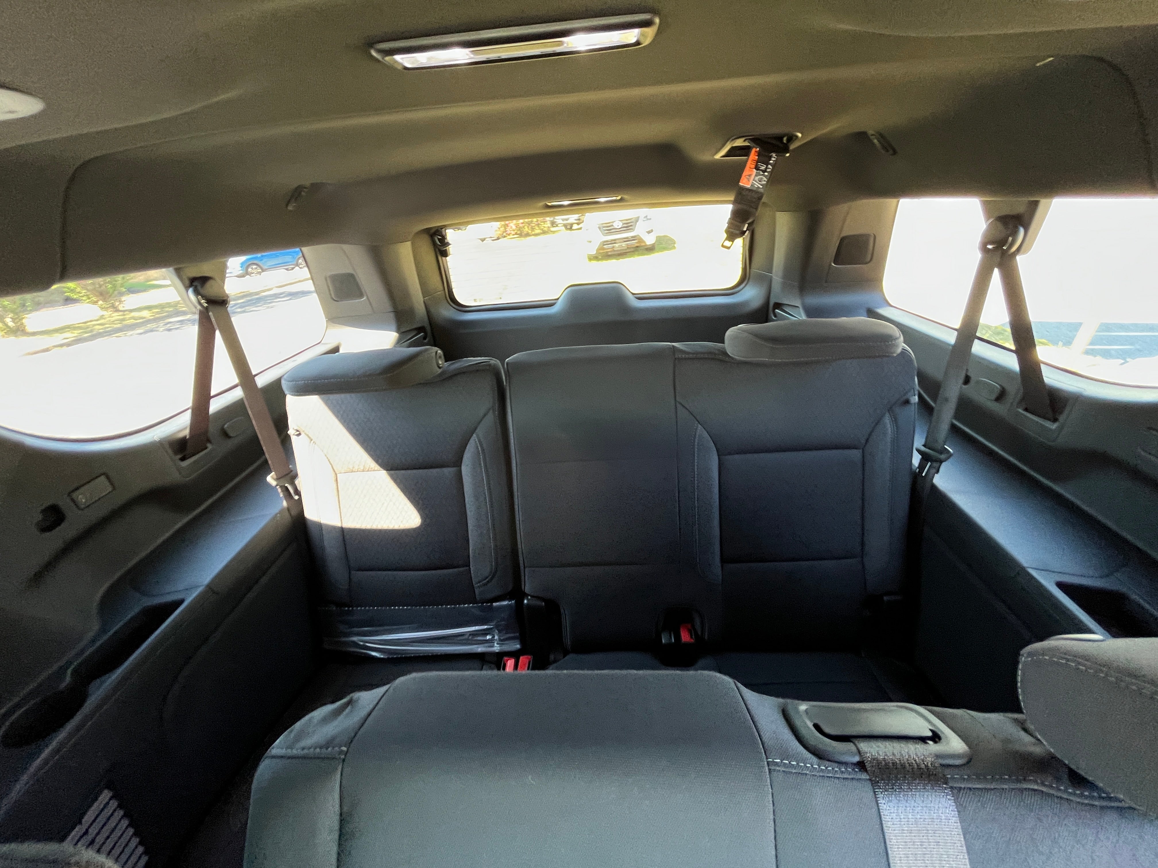 2027 Chevrolet Suburban LS