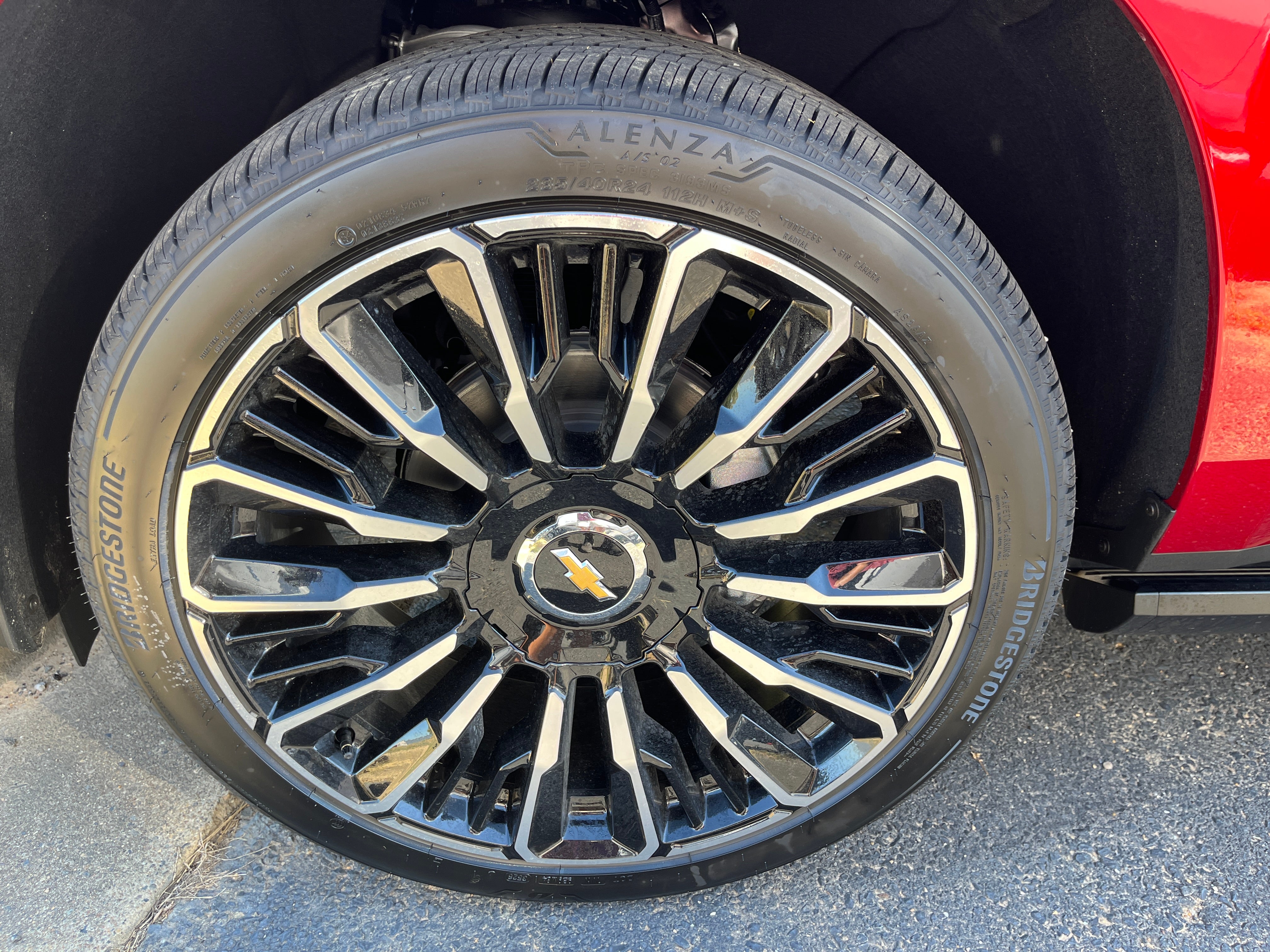 2027 Chevrolet Tahoe High Country - Photo 14