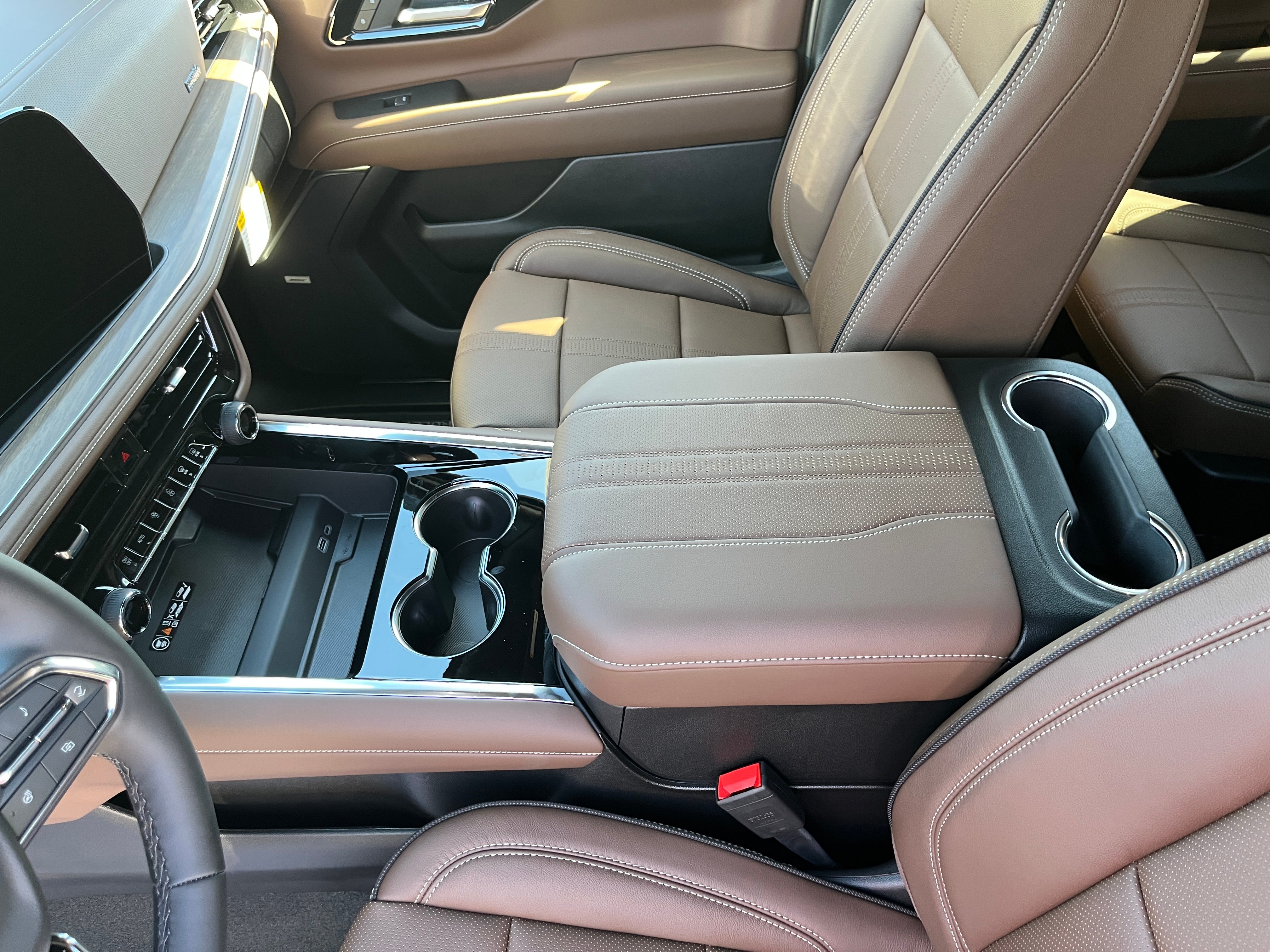 2027 Chevrolet Tahoe High Country - Photo 33