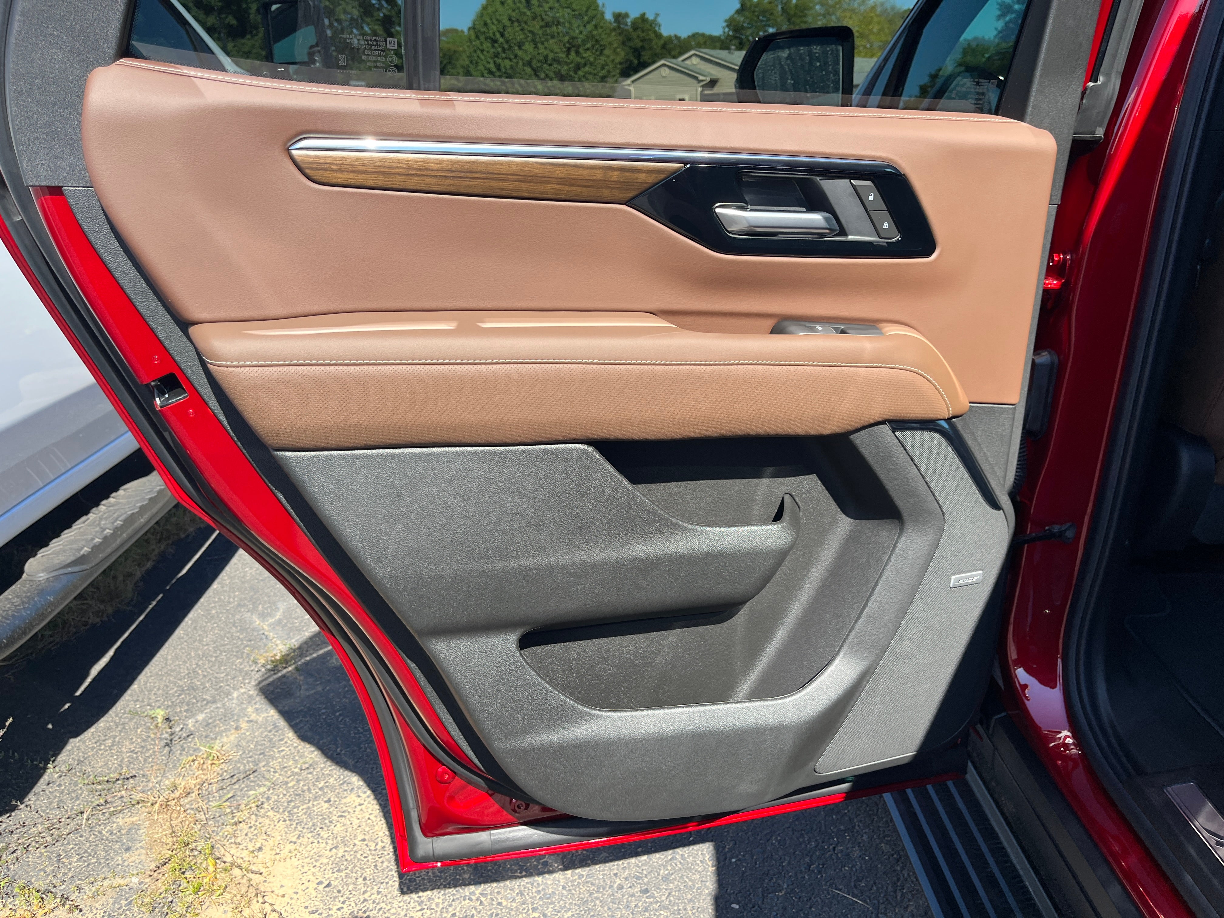 2027 Chevrolet Tahoe High Country - Photo 37