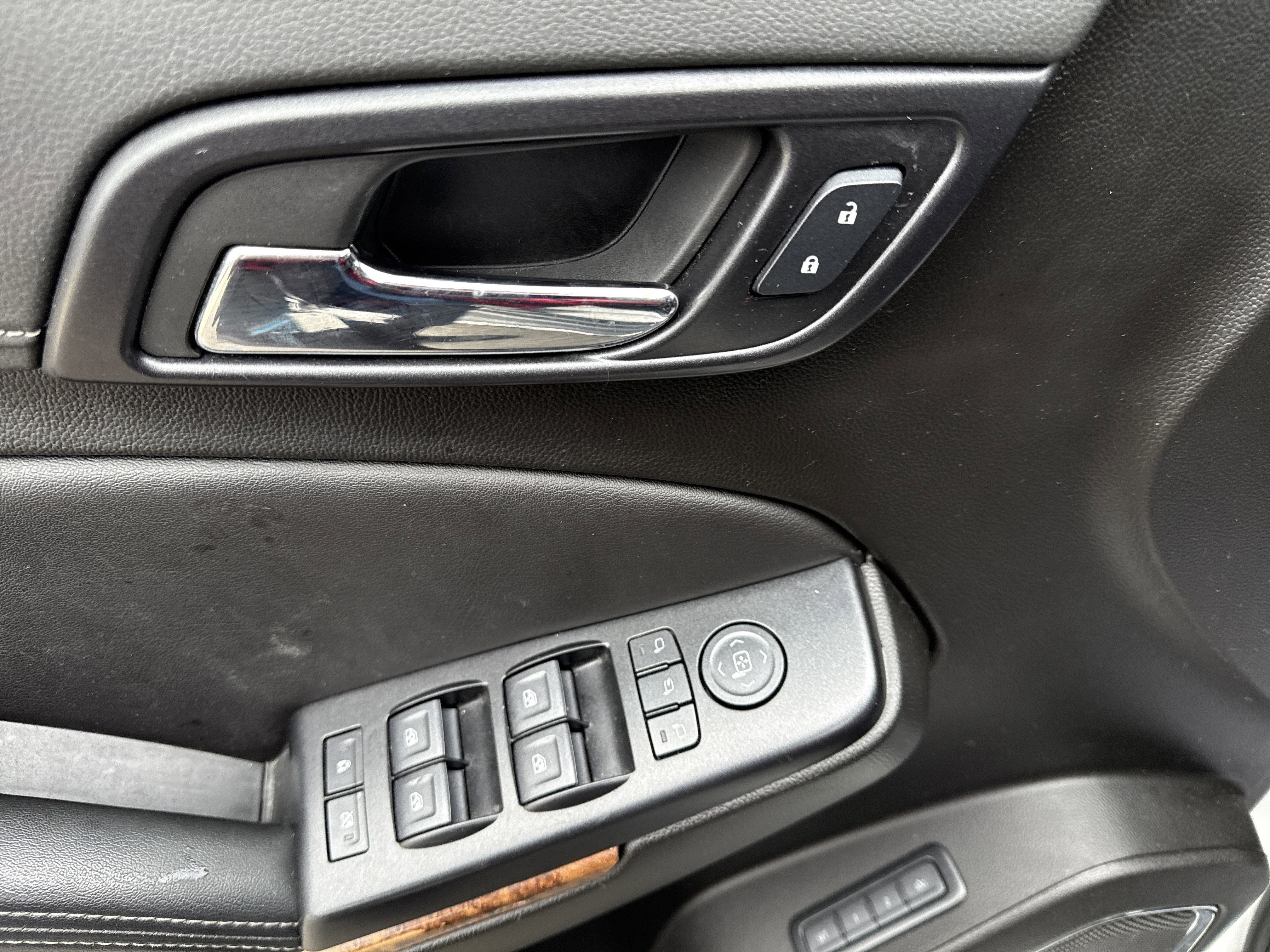 2020 Chevrolet Suburban Base