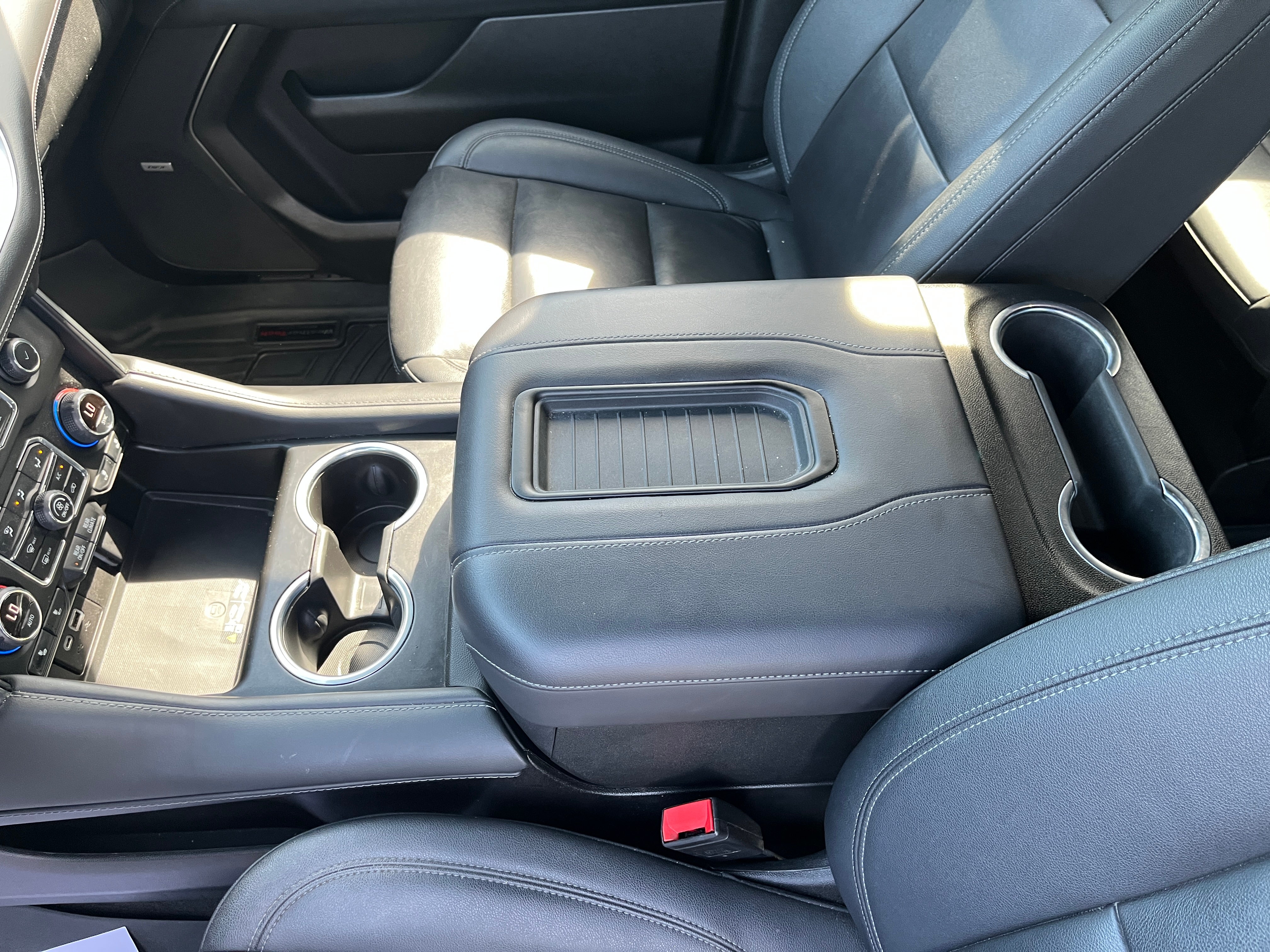 2022 Chevrolet Suburban Z71