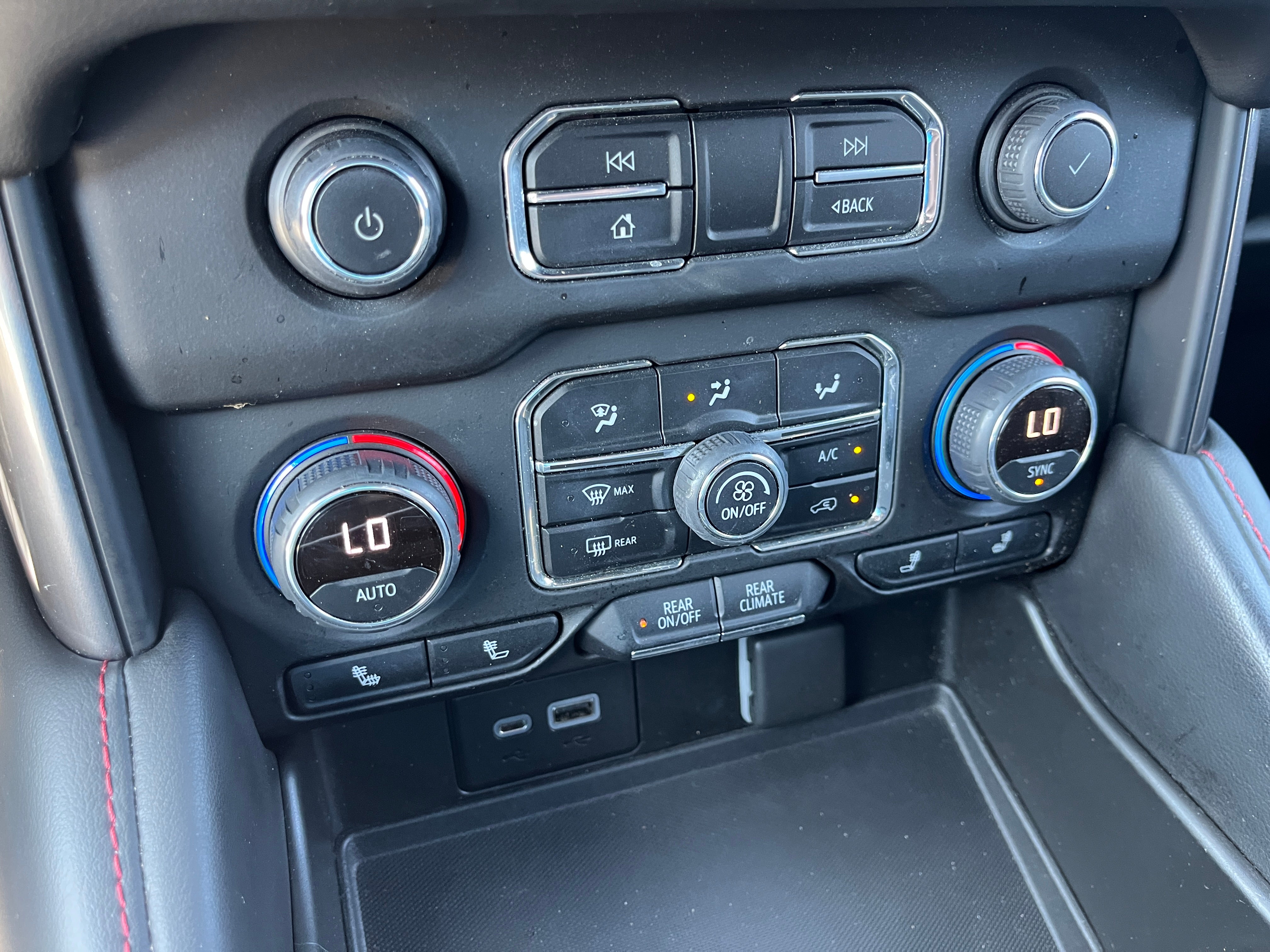 2021 Chevrolet Tahoe RST